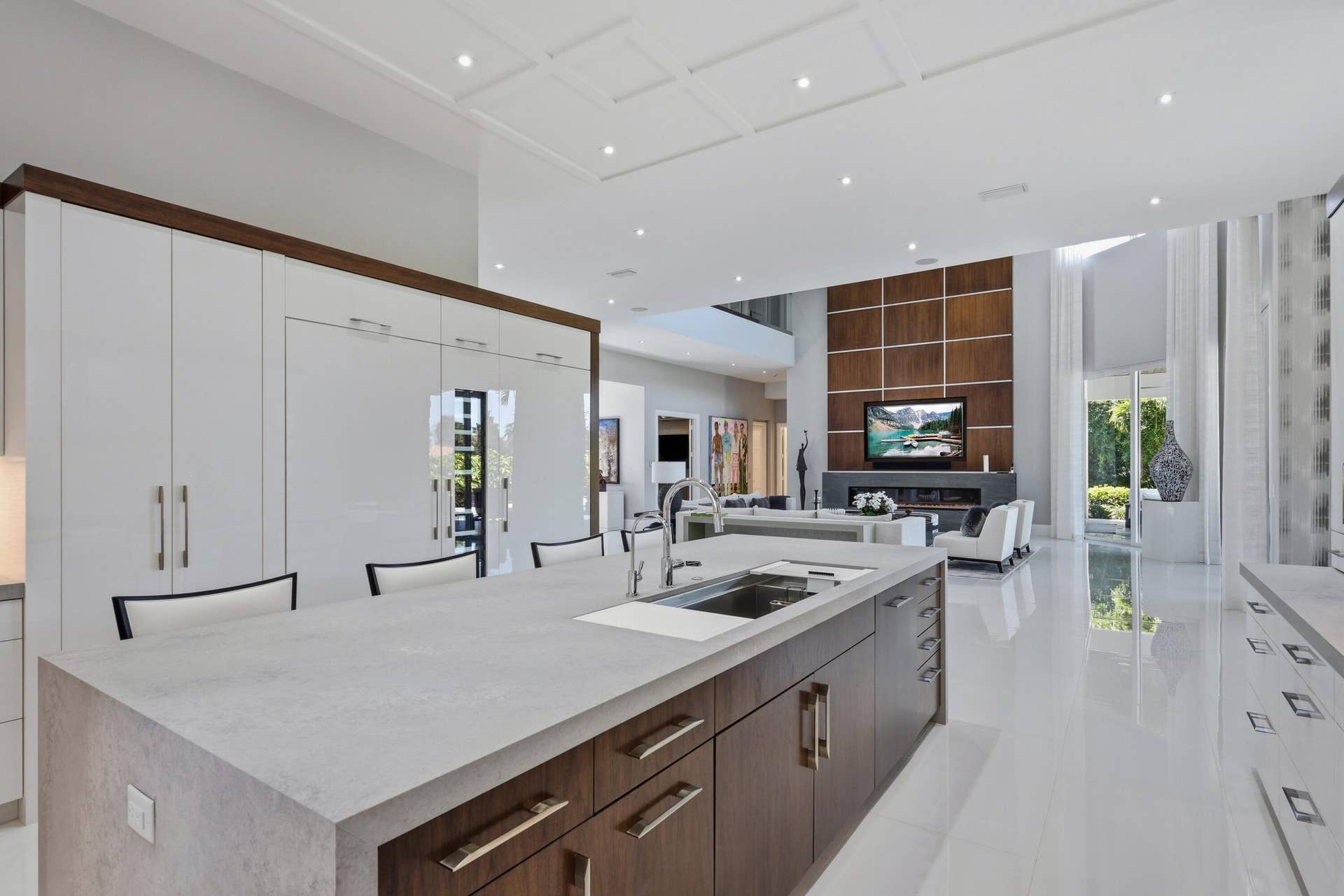 17661 Scarsdale Way, Boca Raton, FL 33496 kitchen