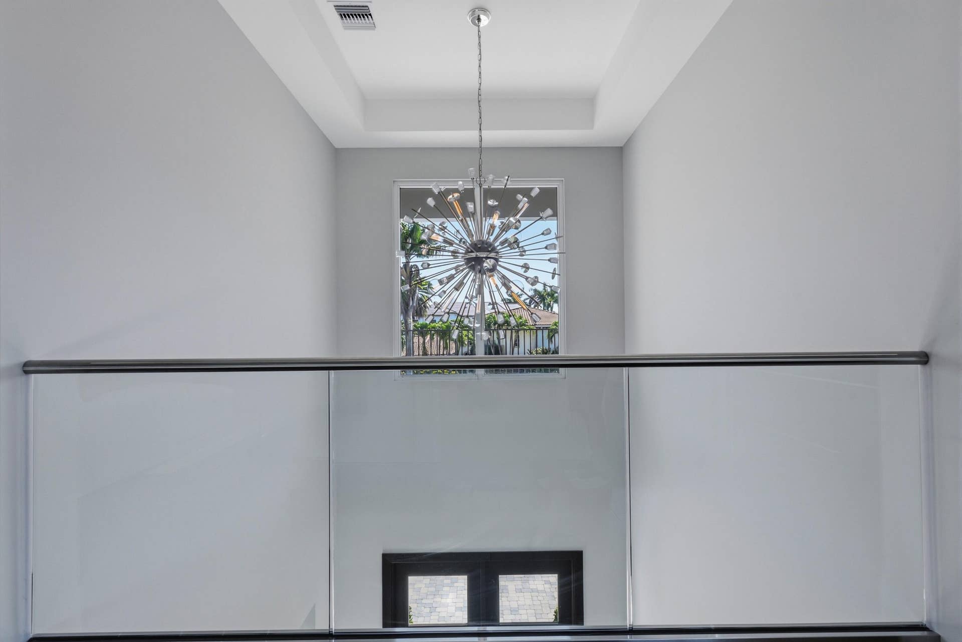 17661 Scarsdale Way, Boca Raton, FL 33496 foyer light fixture