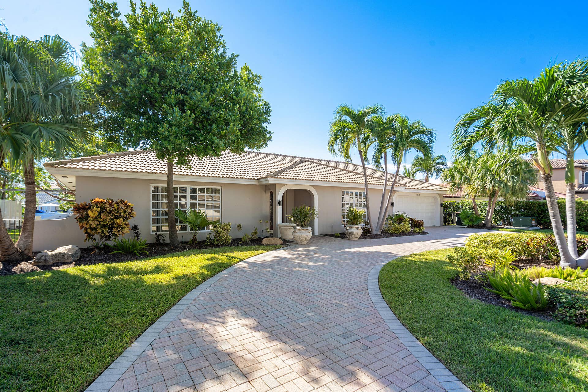 3731 NE 29th Avenue, Lighthouse Point, FL 33064 003-3731Northeast29thAvenue-LighthousePo