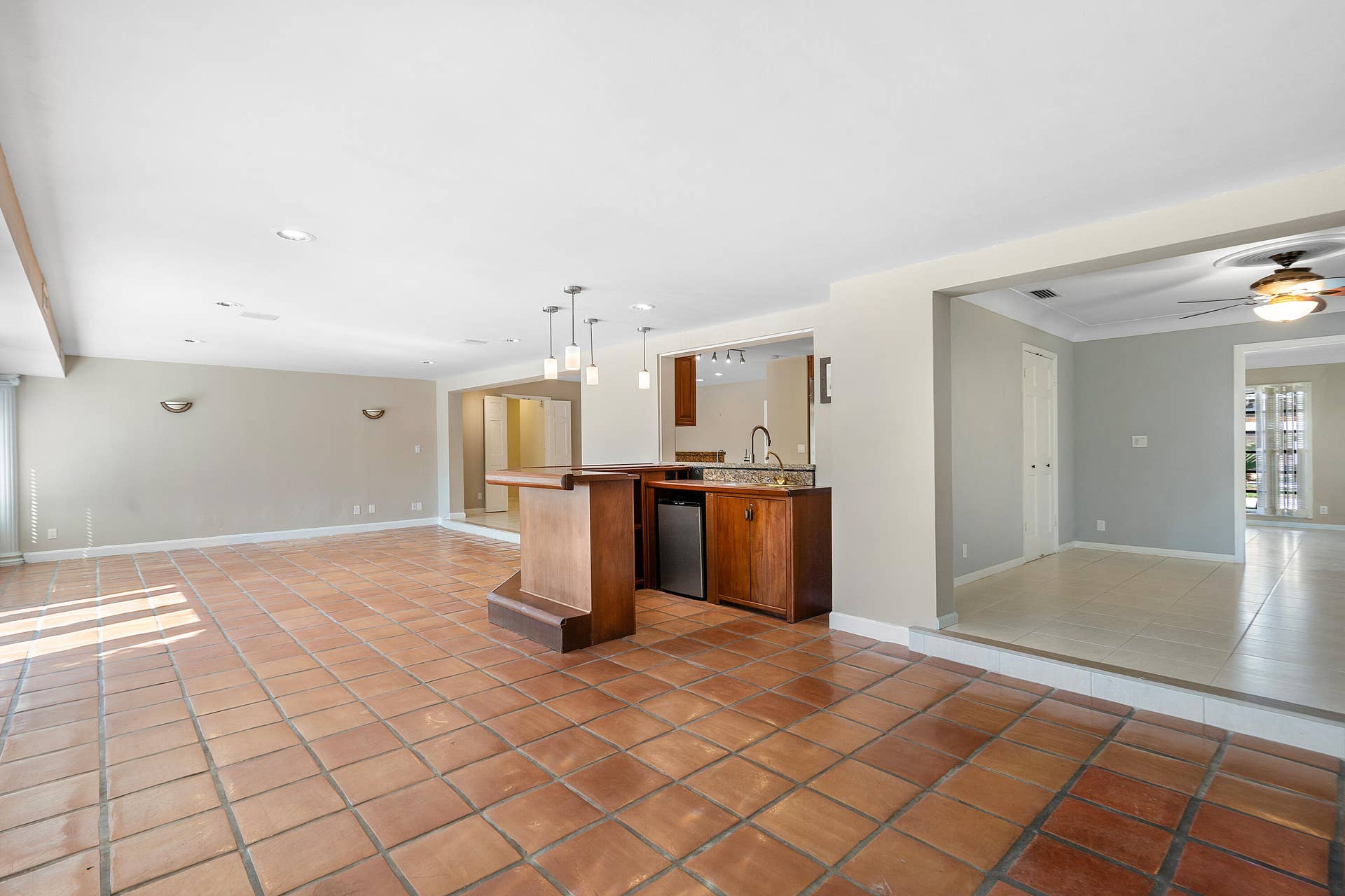 3731 NE 29th Avenue, Lighthouse Point, FL 33064 009-3731Northeast29thAvenue-LighthousePo
