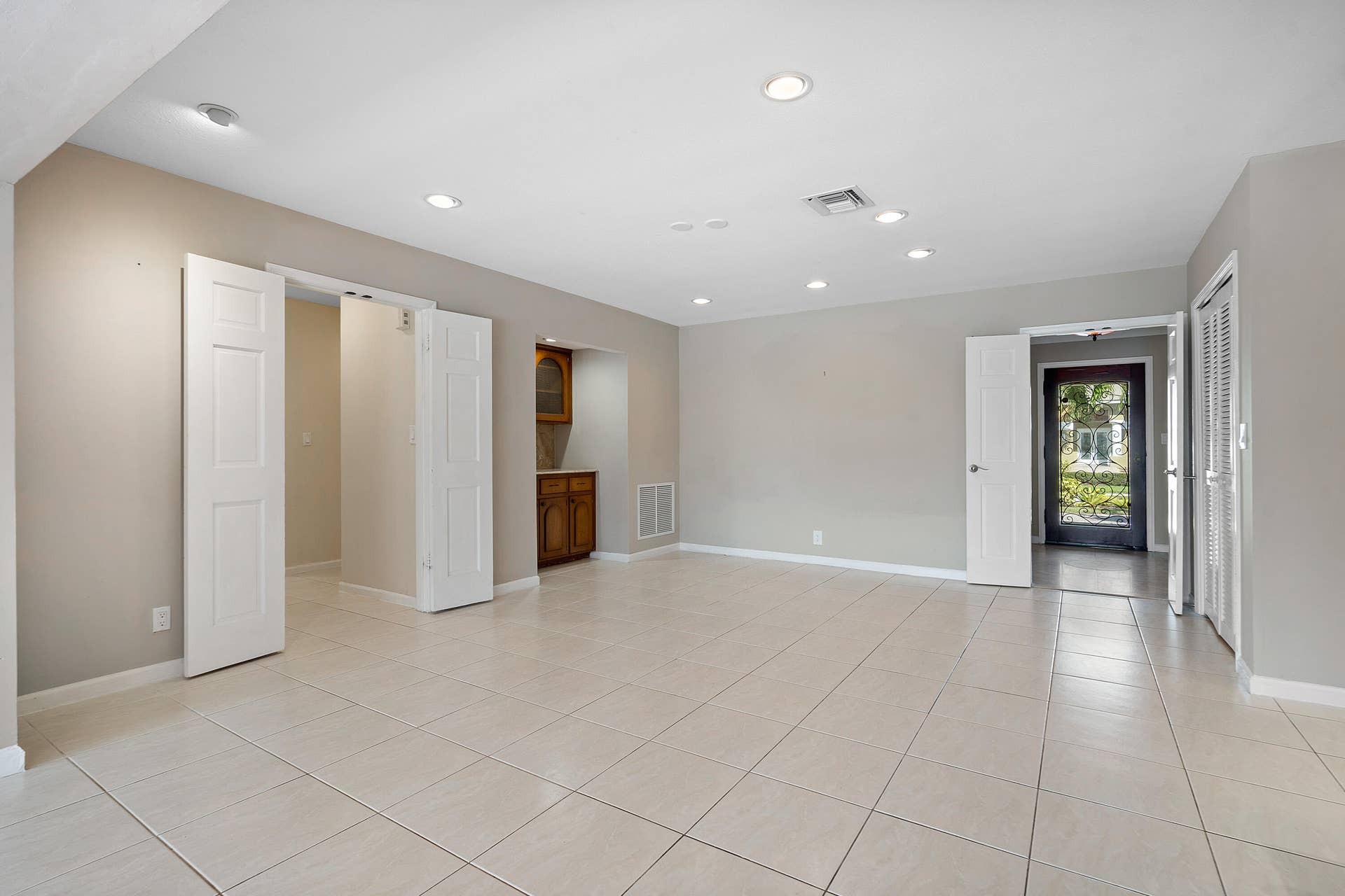 3731 NE 29th Avenue, Lighthouse Point, FL 33064 006-3731Northeast29thAvenue-LighthousePo