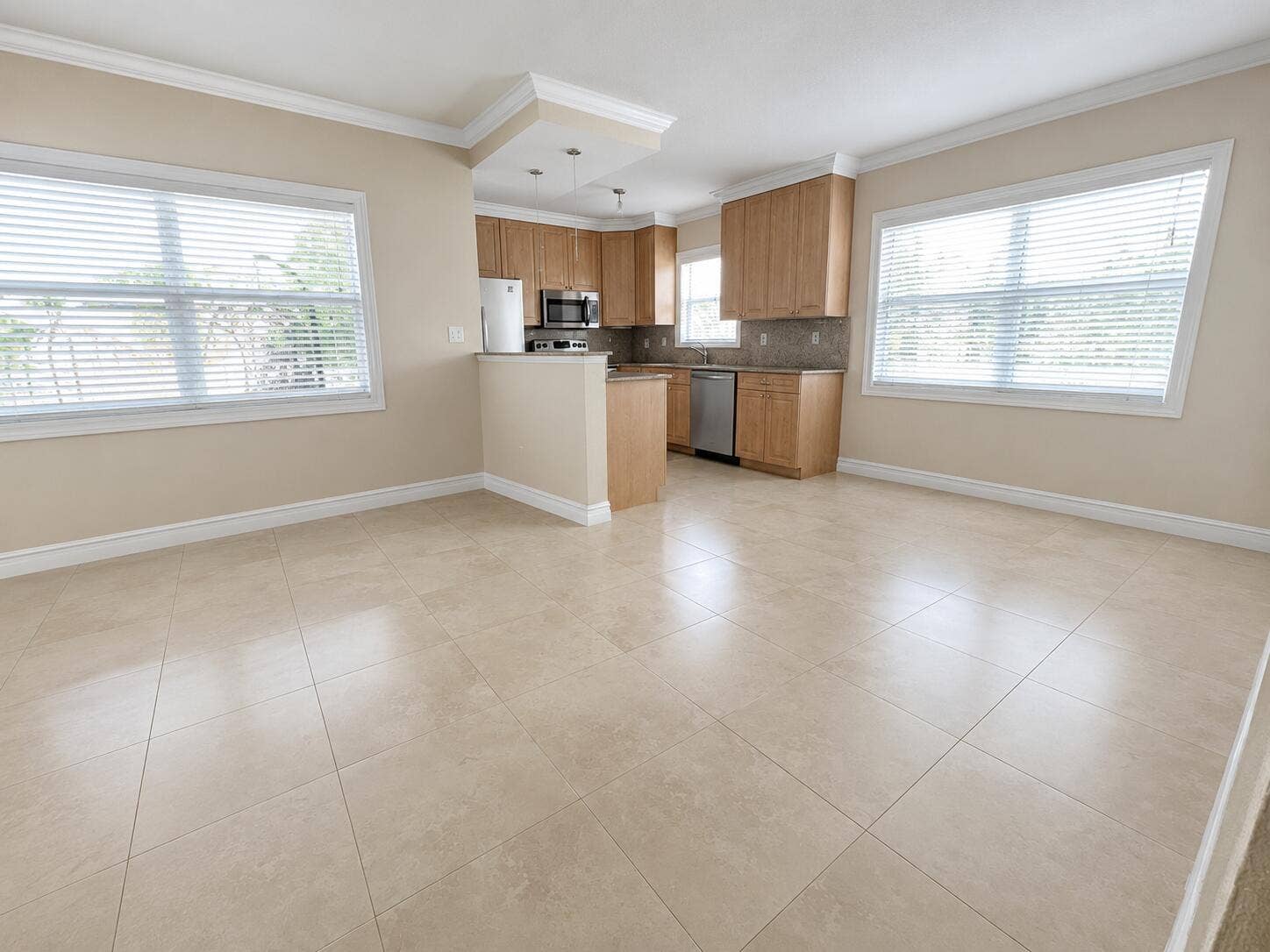 spacious, light and bright