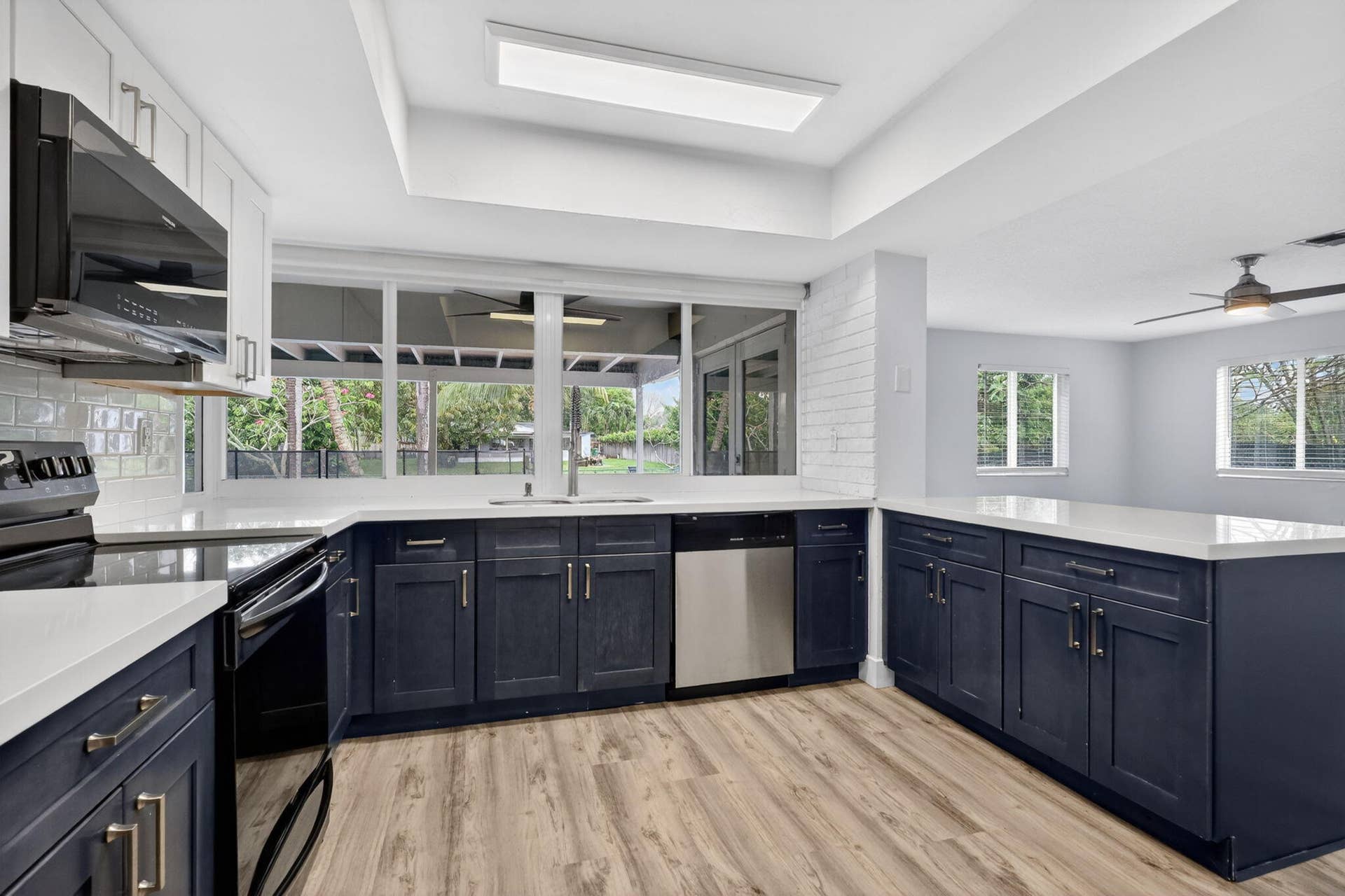 34-web-or-mls-8H3A2928