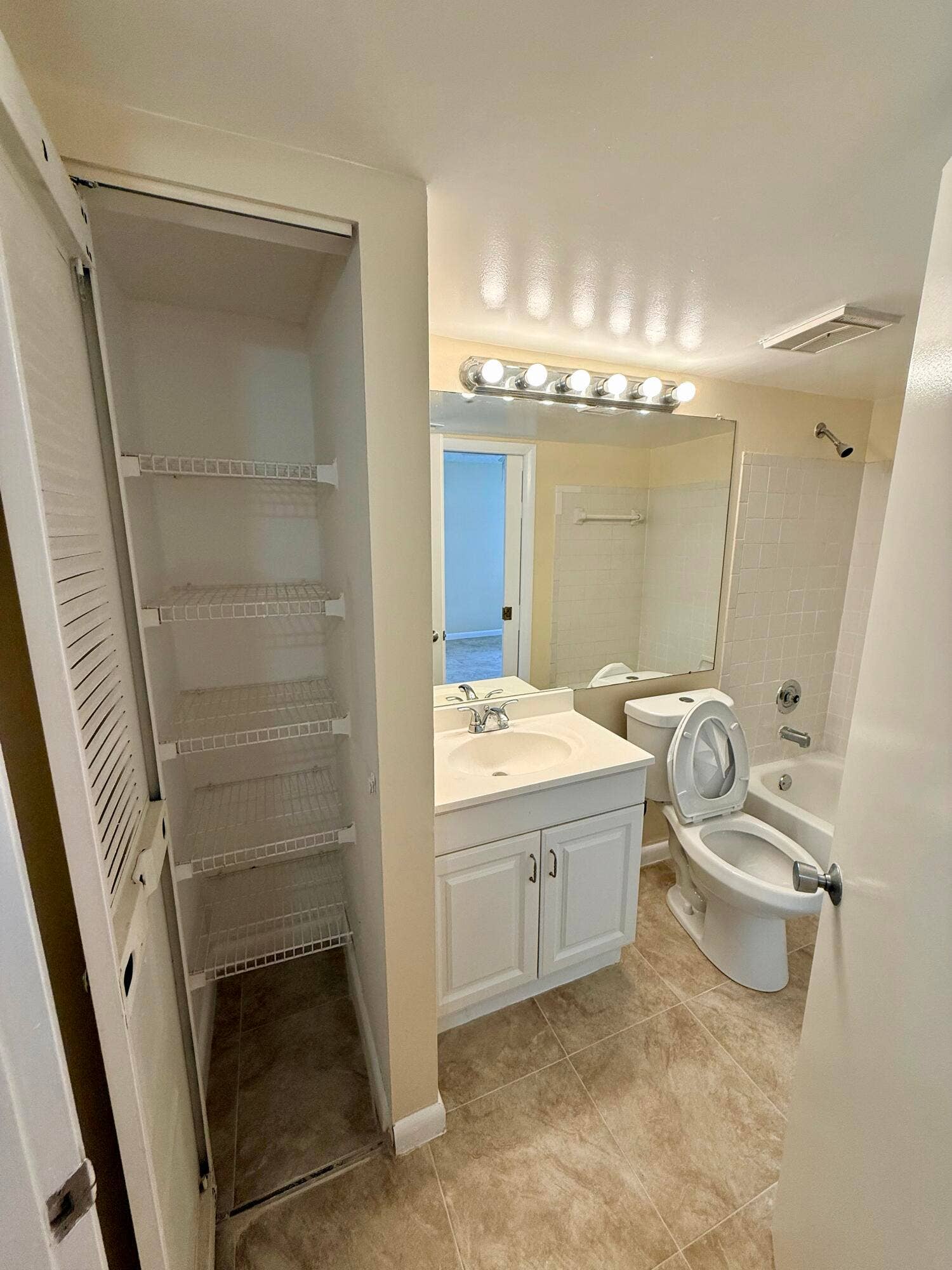 1142 Coral Club Drive, #1142, Coral Springs, FL 33071 fullsizeoutput_54f