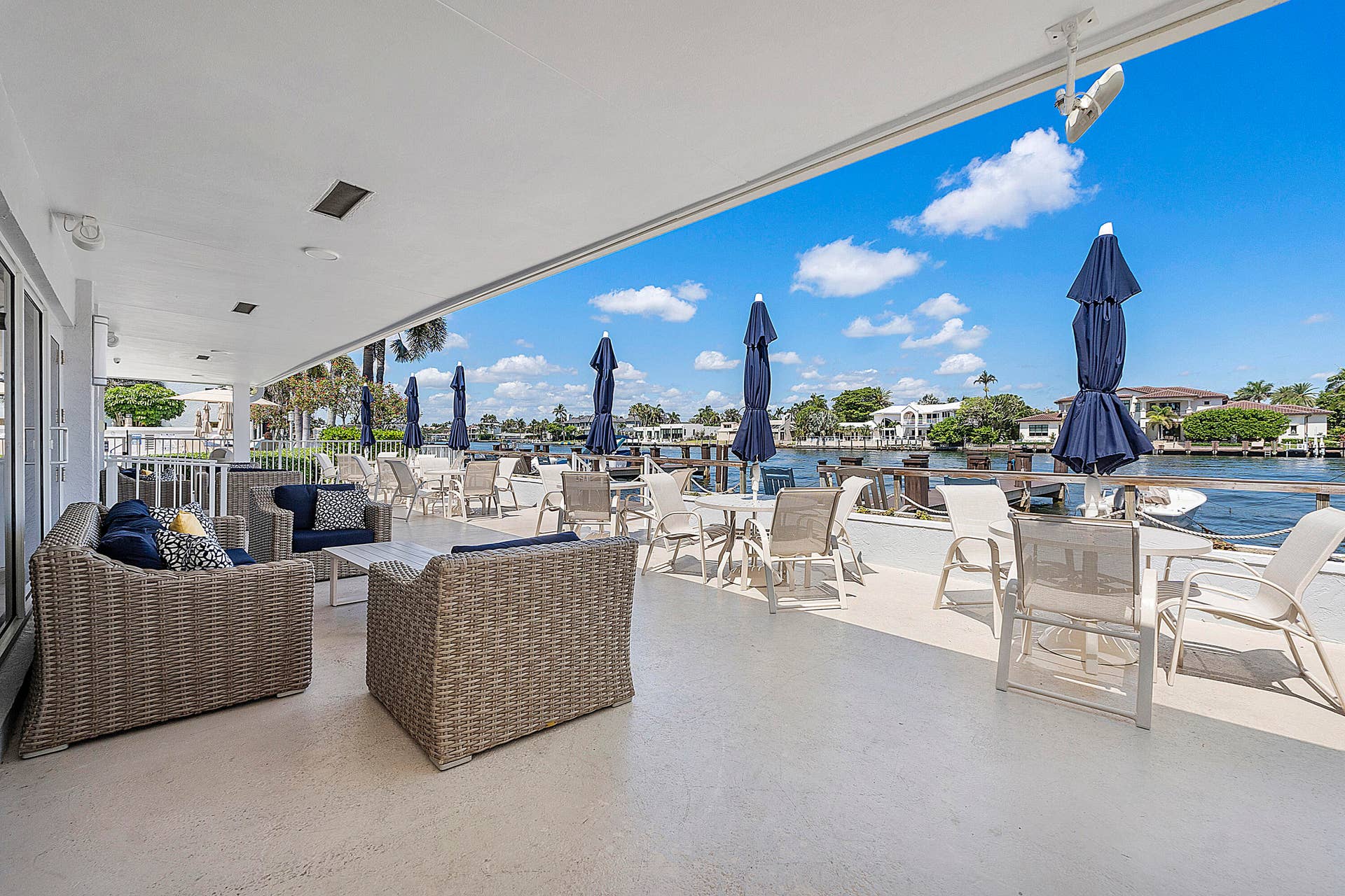 3310 S Ocean Boulevard, #528-d, Highland Beach, FL 33487 3224 S Ocean Blvd u410_069