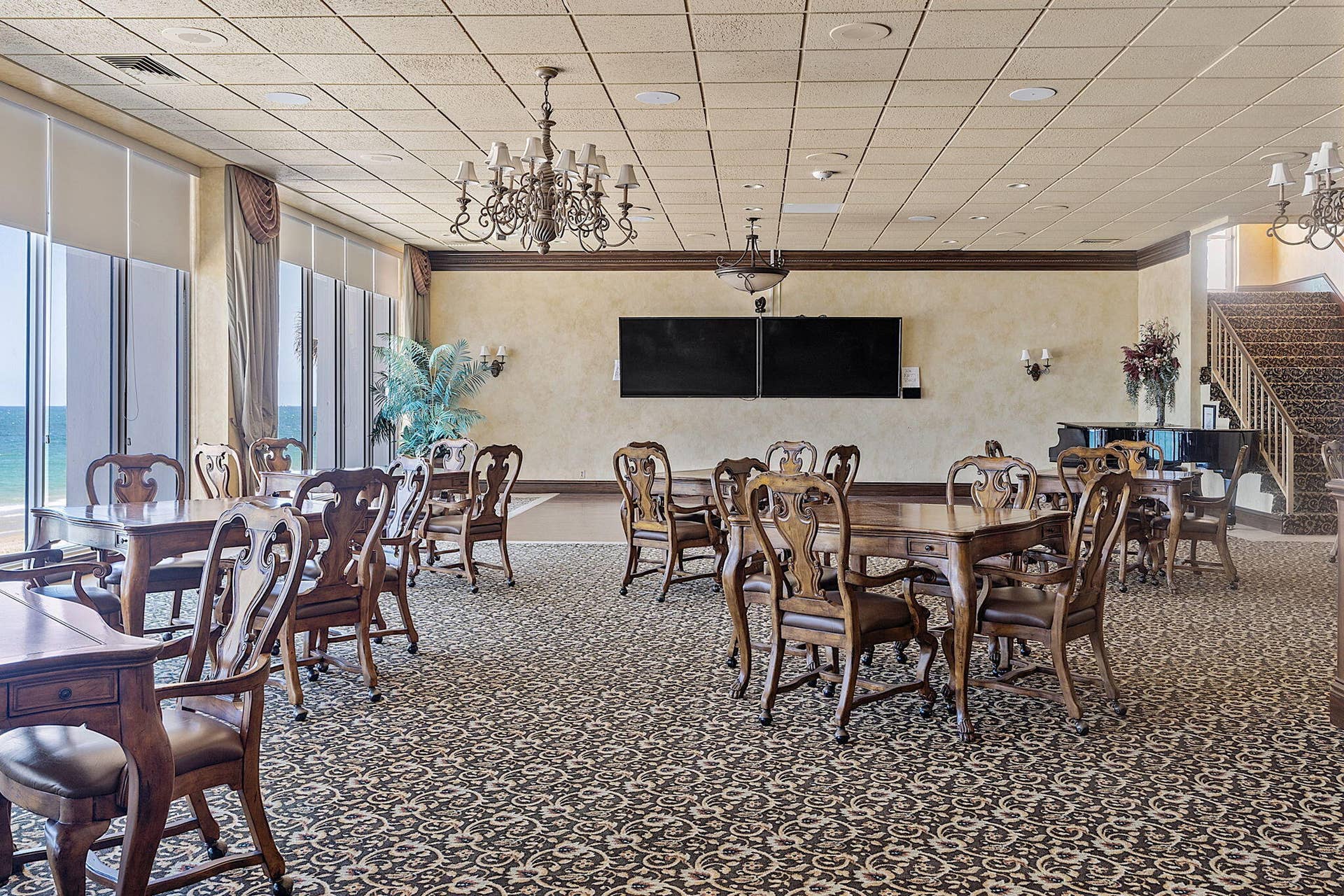 Ocean Lounge - Host your own party!