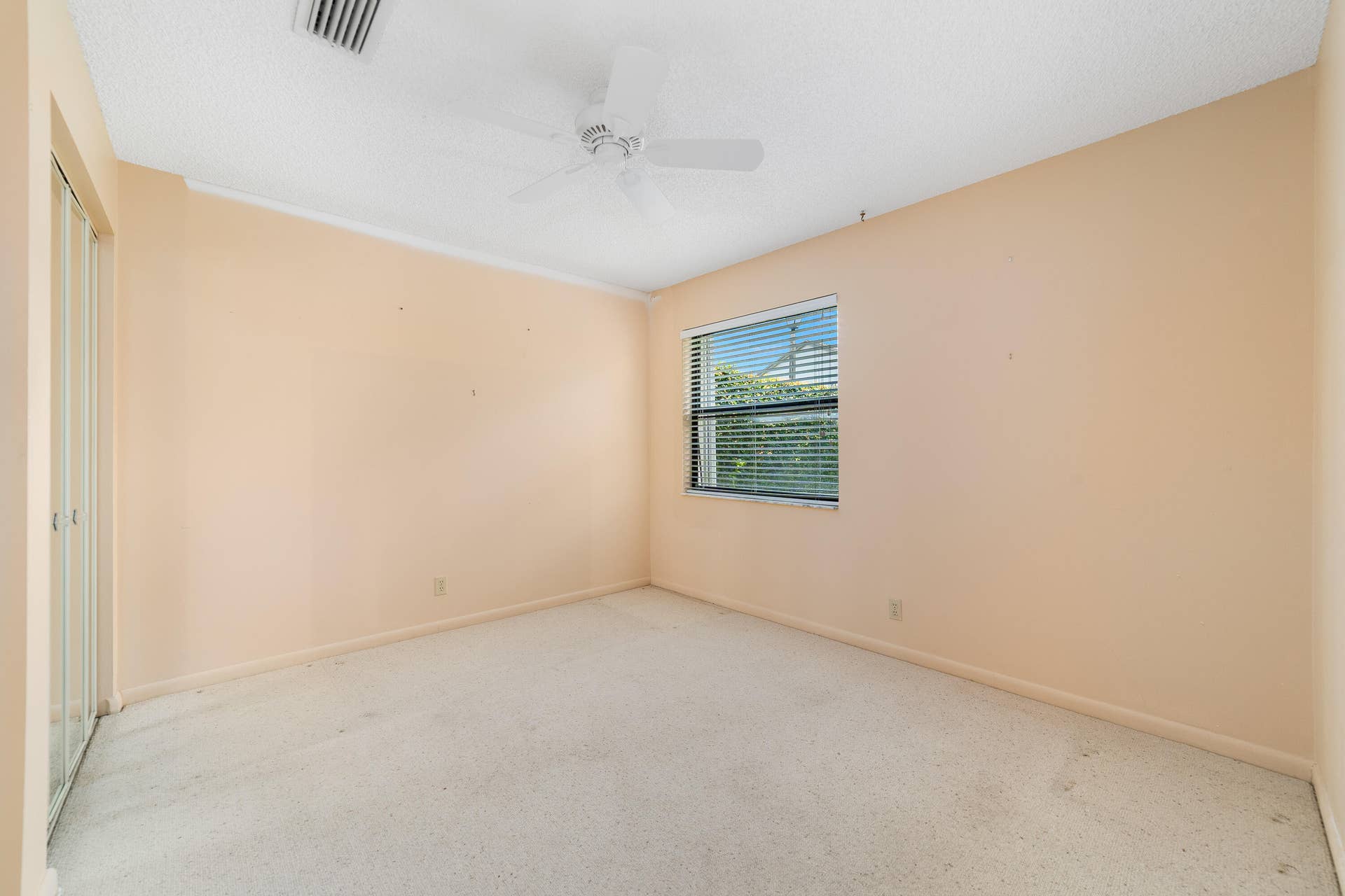 302 Deer Creek Wildwood Lane E, Deerfield Beach, FL 33442 DSC01739