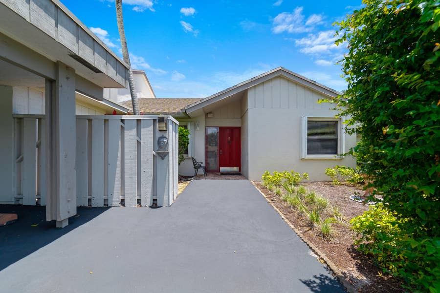 Property photo for 302 Deer Creek Wildwood Lane E, Deerfield Beach, FL