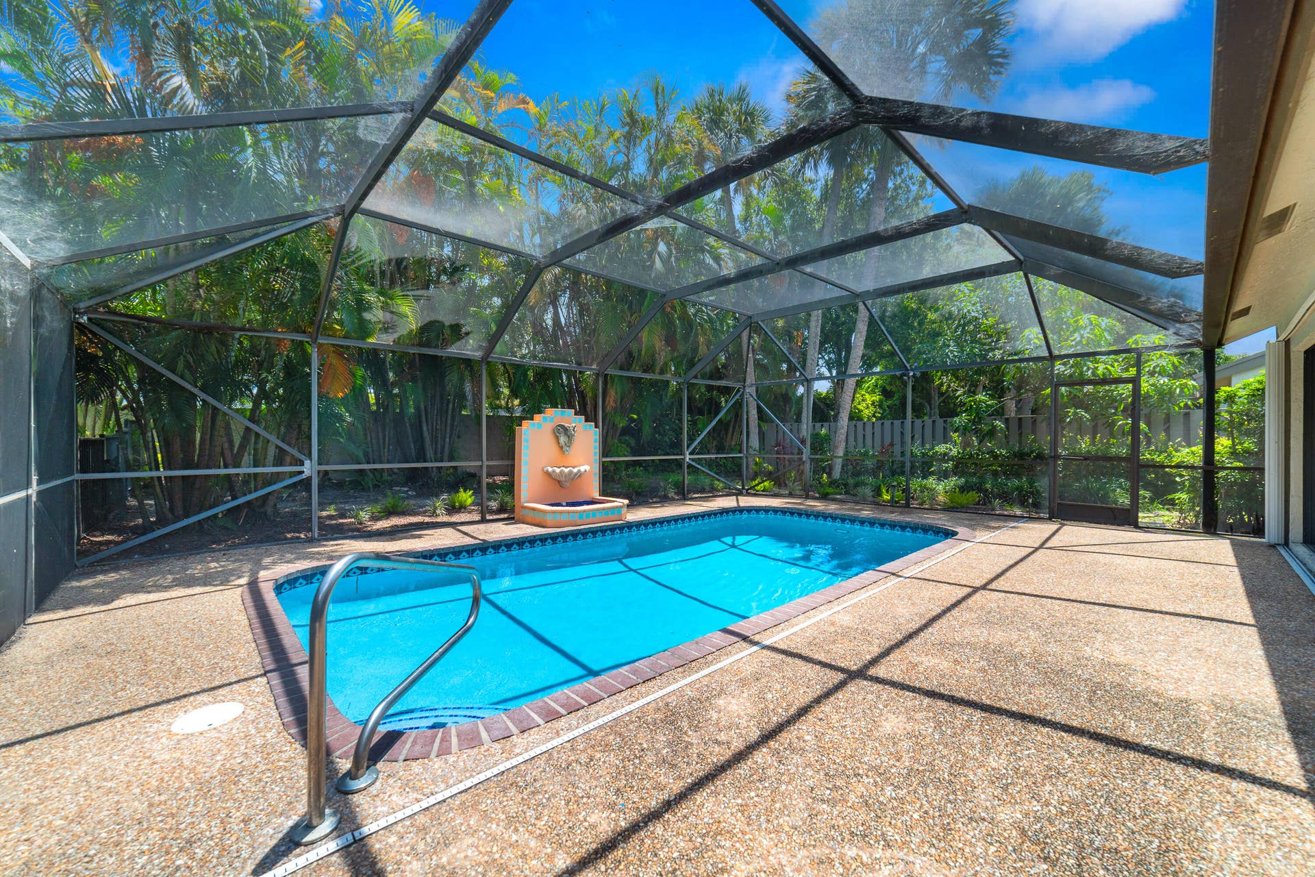302 Deer Creek Wildwood Lane E, Deerfield Beach, FL 33442 DSC02329