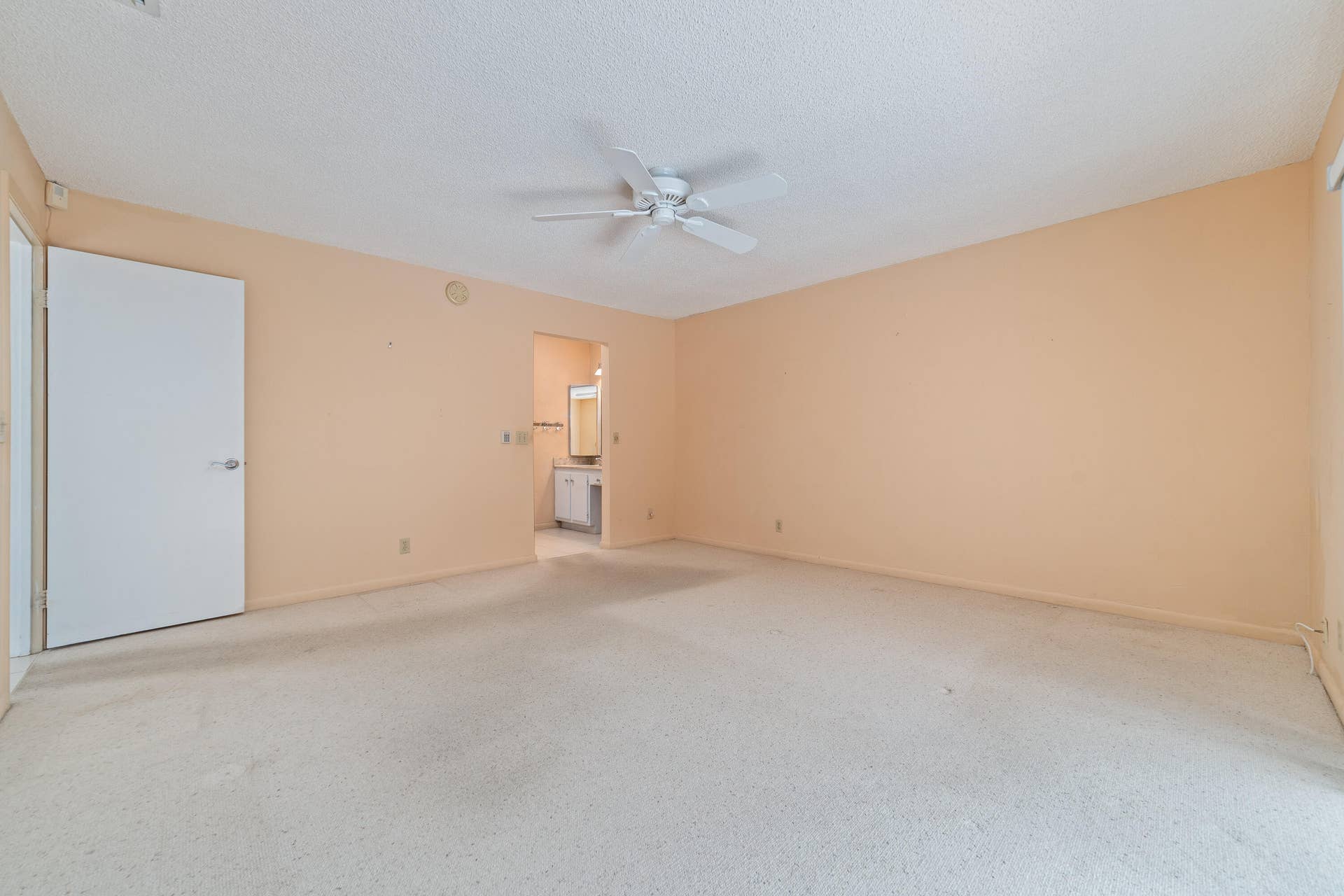 302 Deer Creek Wildwood Lane E, Deerfield Beach, FL 33442 DSC01578