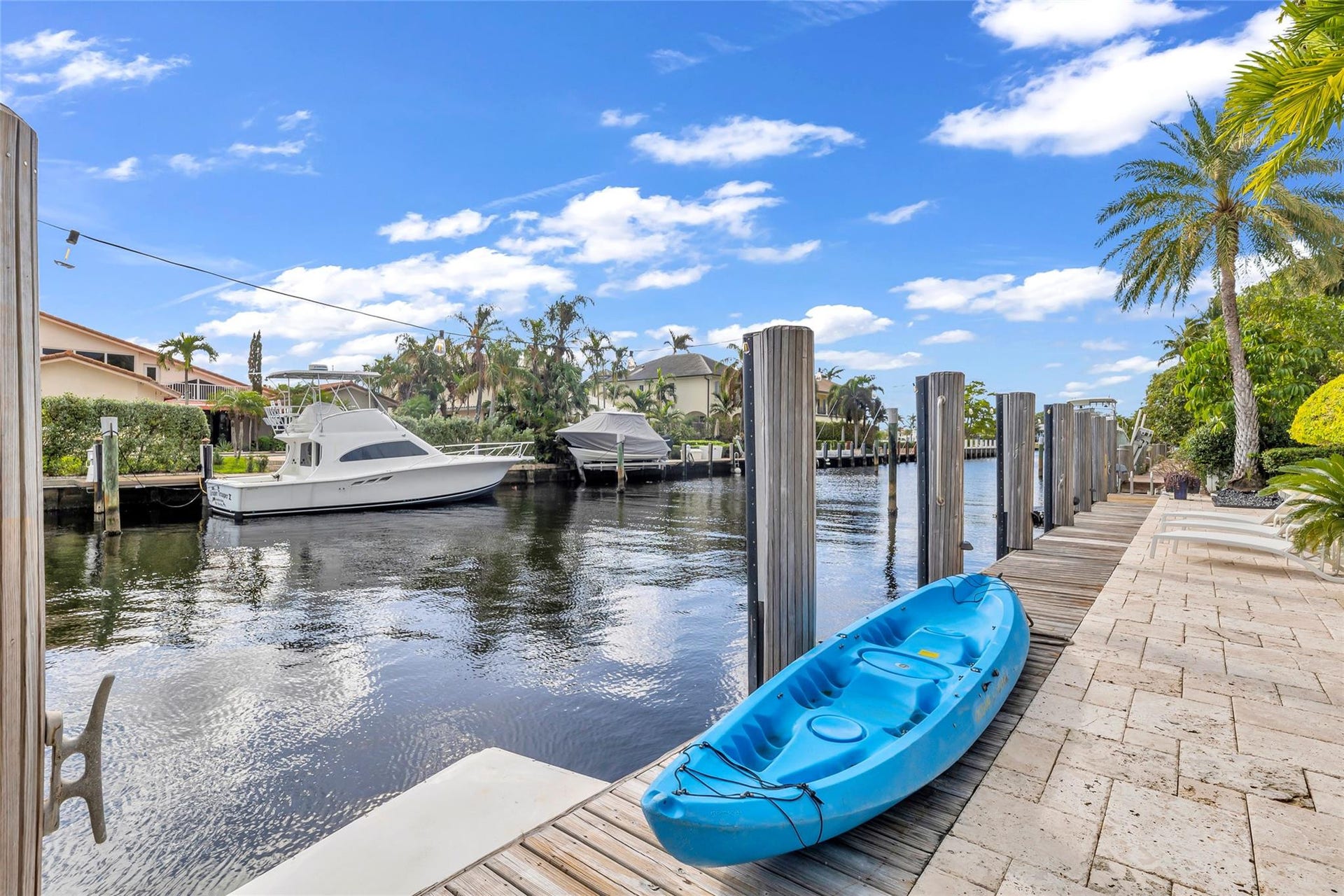 272 Imperial Lane, Lauderdale By The Sea, FL 33308 80ft Dockage