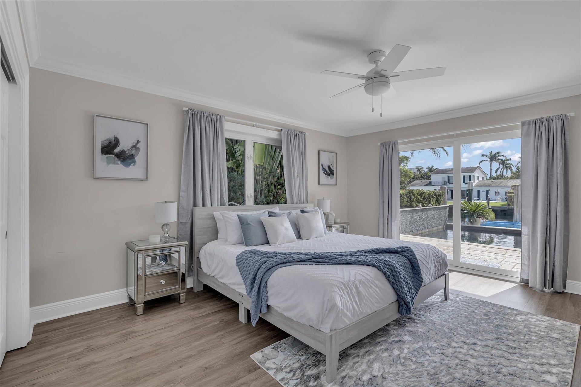 272 Imperial Lane, Lauderdale By The Sea, FL 33308 2nd Primary 1st Level En-Suite Bathroom