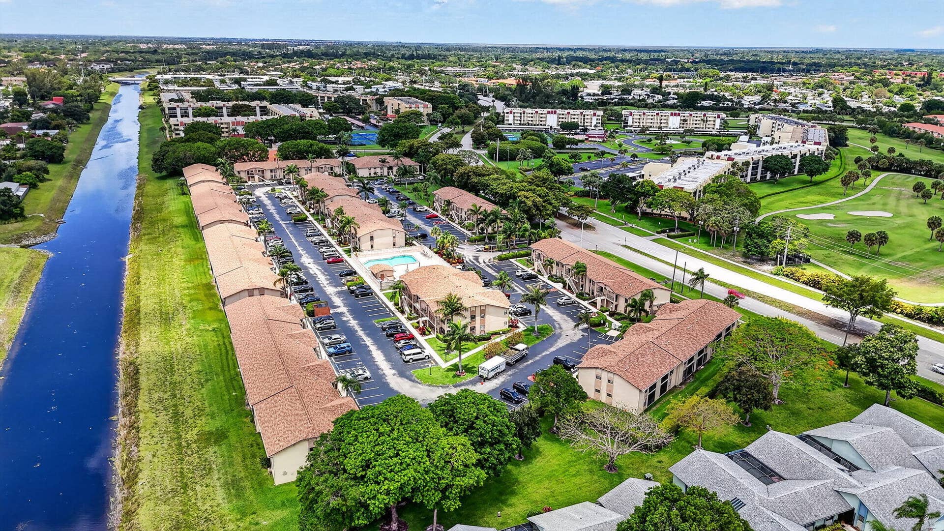 9521 Boca Cove Circle, #505, Boca Raton, FL 33428 16-web-or-mls-DJI_20260521004810_0136_D_