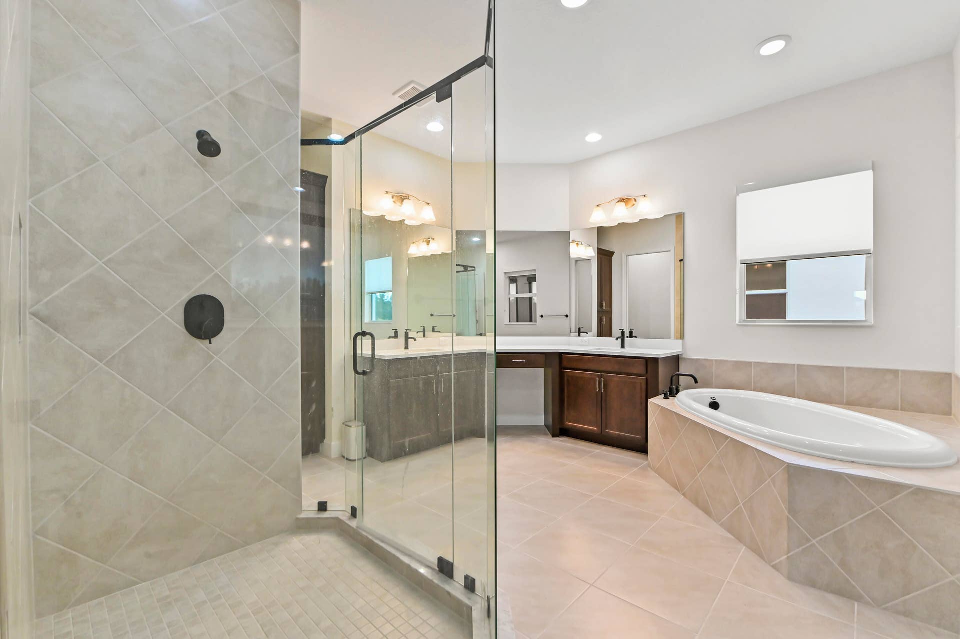 15030 Wildwood Circle, Westlake, FL 33470 37 Bathroom 01