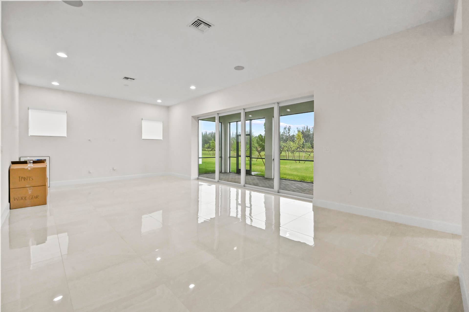 15030 Wildwood Circle, Westlake, FL 33470 08 Living room 02