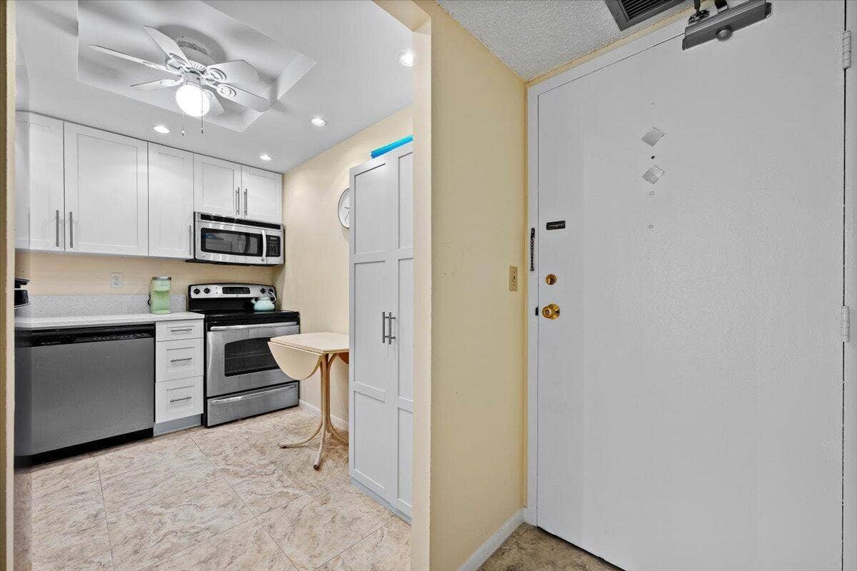 3540 S Ocean Boulevard, #309, South Palm Beach, FL 33480 Front Door