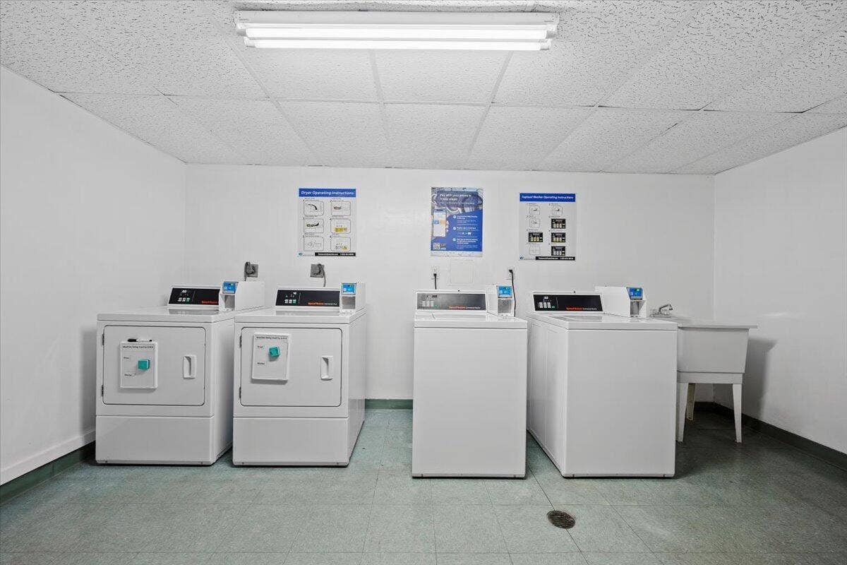 3540 S Ocean Boulevard, #309, South Palm Beach, FL 33480 Common Laundry