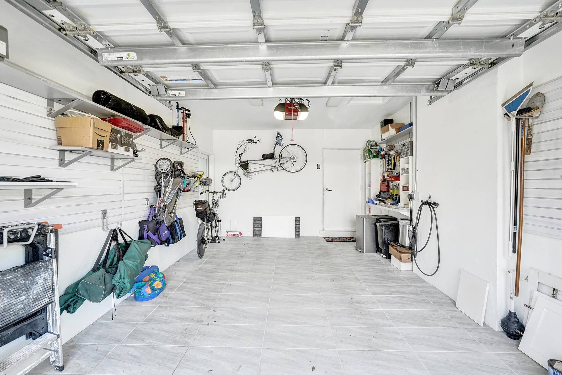 1431 S Ocean Boulevard, #2, Lauderdale By The Sea, FL 33062 33-garage DSC03372