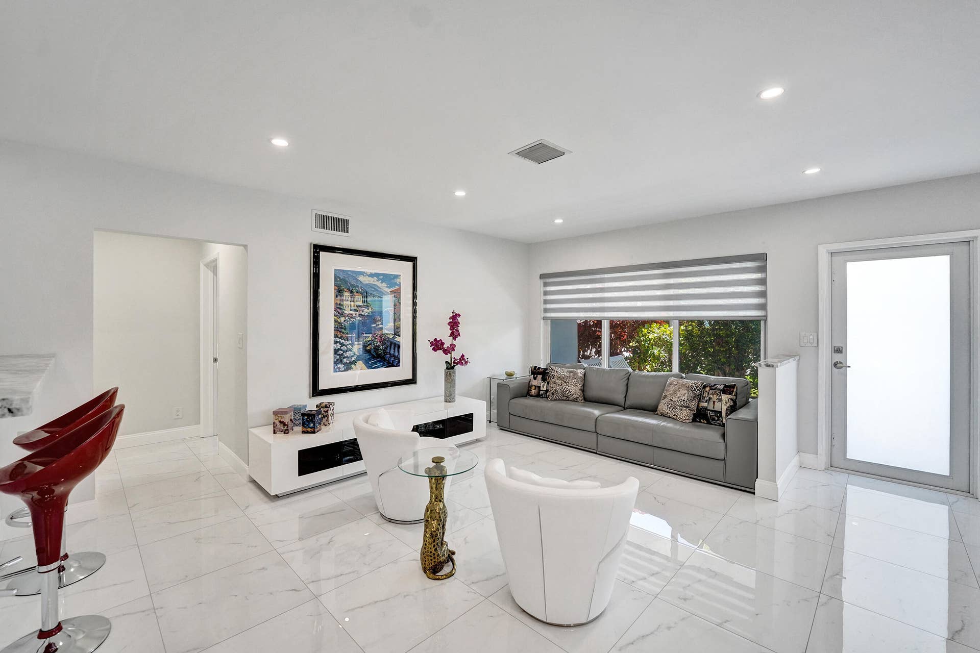 1431 S Ocean Boulevard, #2, Lauderdale By The Sea, FL 33062 13-living area DSC03234