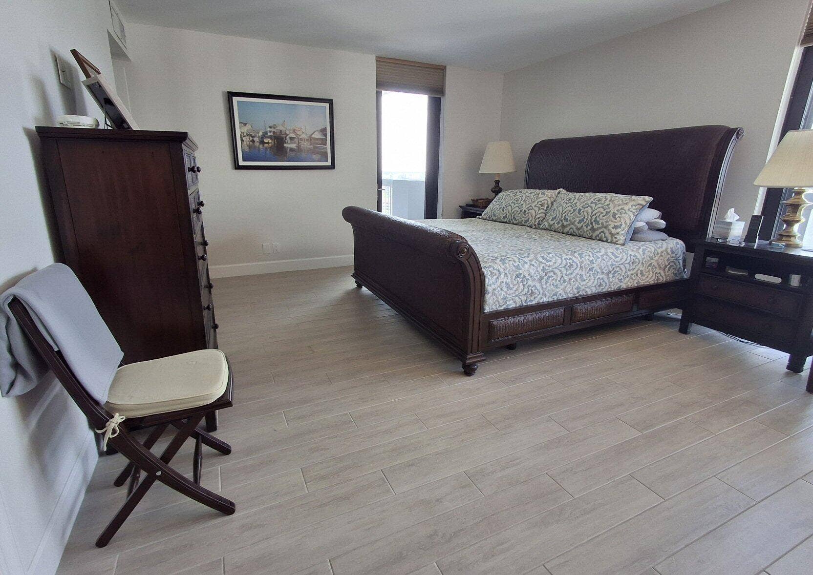 123 Lakeshore Drive, #1845, North Palm Beach, FL 33408 Main Bedroom