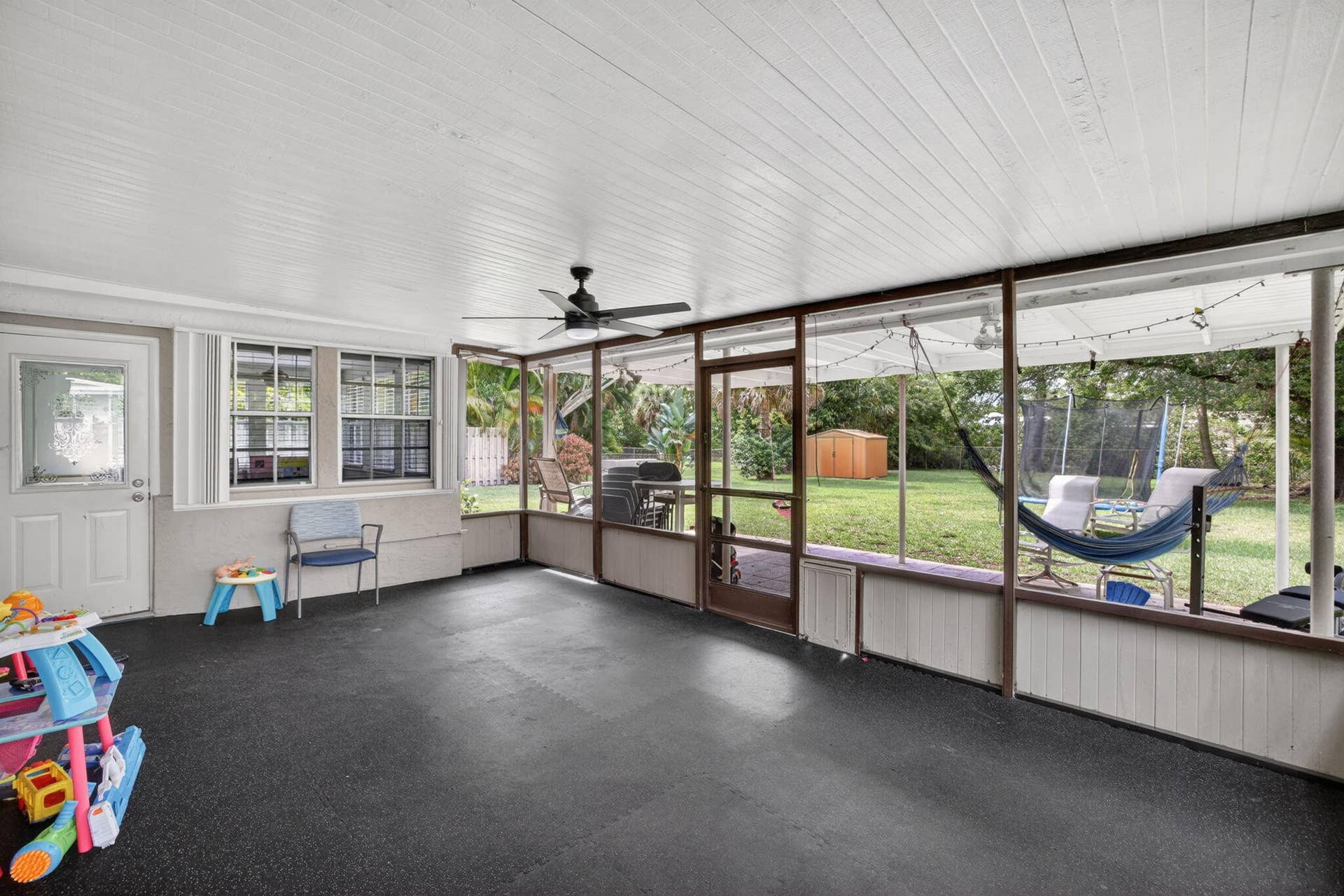 633 NW 30th Street, Wilton Manors, FL 33311 35-web-or-mls-B699A1252