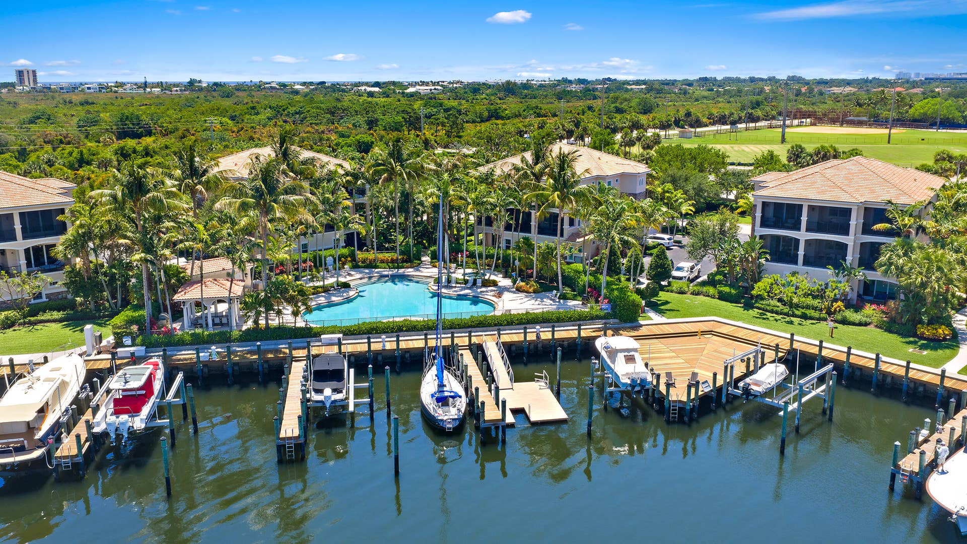 13501 Treasure Cove Circle, North Palm Beach, FL 33408 Marina - Aerial