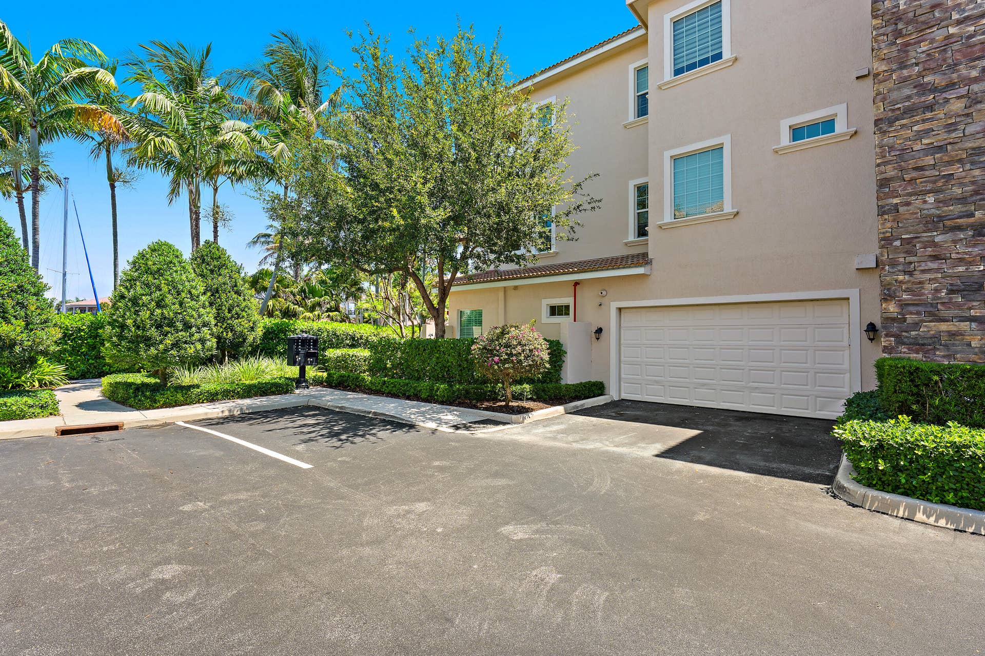 13501 Treasure Cove Circle, North Palm Beach, FL 33408 Rear Exterior - Garage