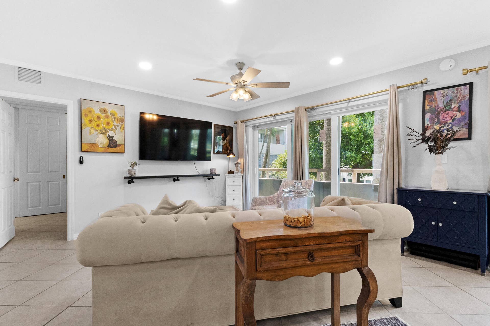 1000 SE 4th Street, #209-210, Fort Lauderdale, FL 33301 Living area