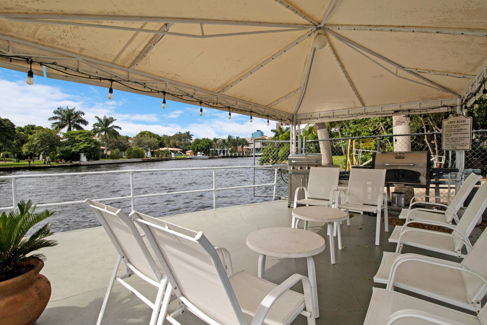 1000 SE 4th Street, #209-210, Fort Lauderdale, FL 33301 Master Bathroom