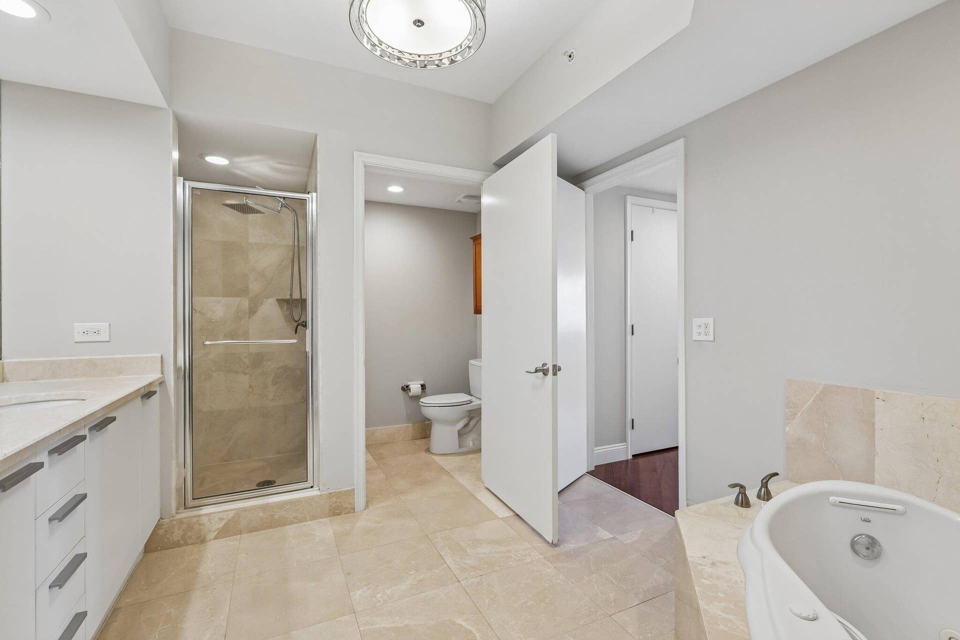 2640 Lake Shore Drive, #2508, Riviera Beach, FL 33404 37-web-or-mls-Lake Shore Dr 2508-S2105-0