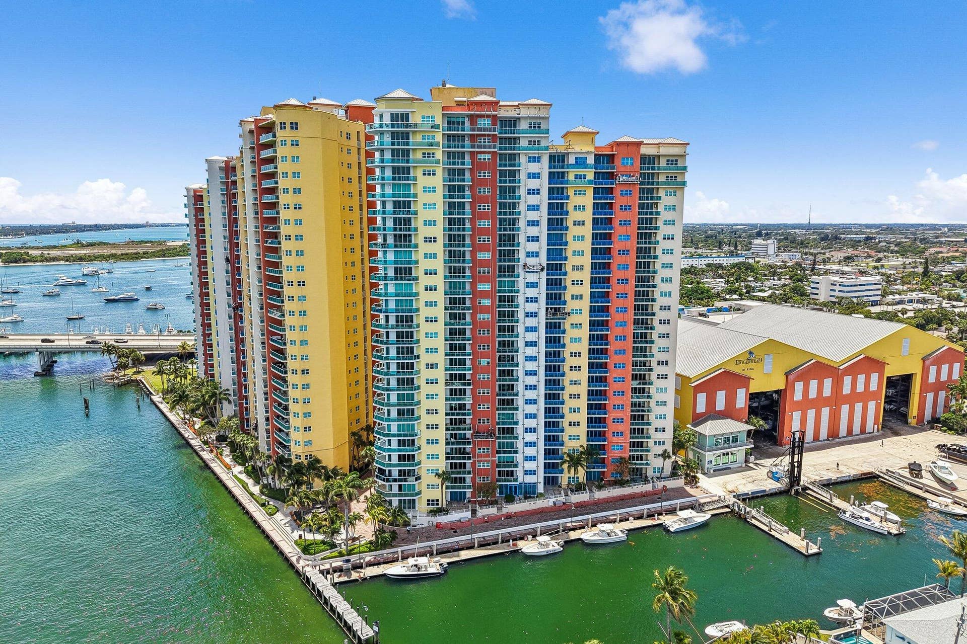 2640 Lake Shore Drive, #2508, Riviera Beach, FL 33404 46-web-or-mls-Lake Shore Dr 2508-S2105-0