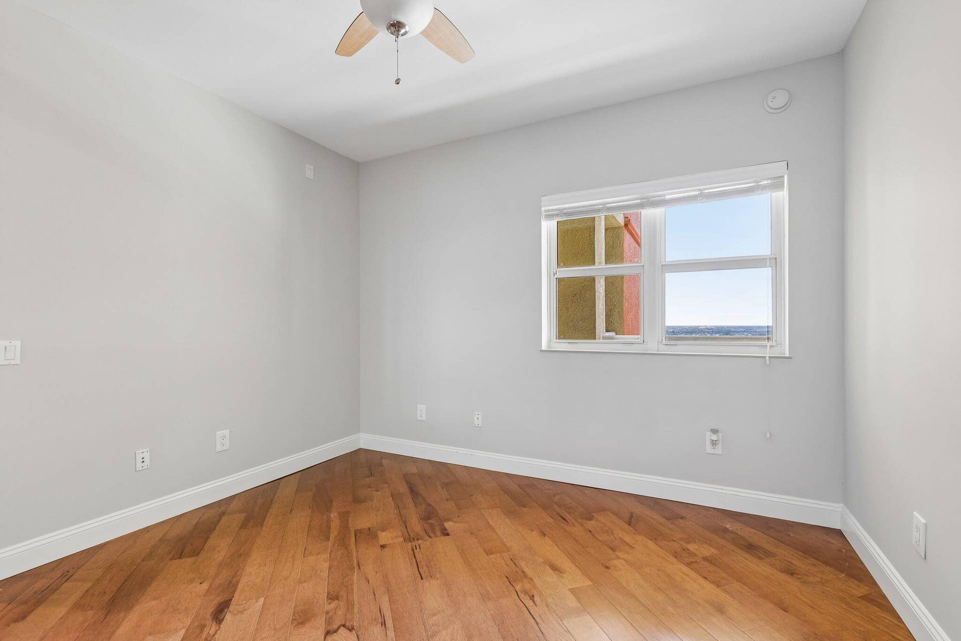 2640 Lake Shore Drive, #2508, Riviera Beach, FL 33404 22-web-or-mls-Lake Shore Dr 2508-S2105-0