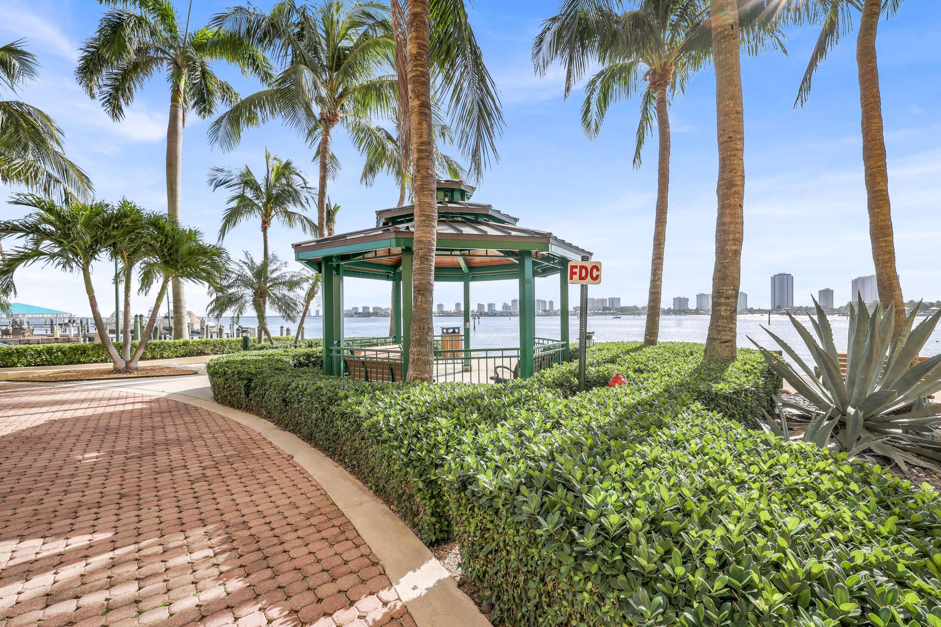 2640 Lake Shore Drive, #2508, Riviera Beach, FL 33404 Marina Grand - 23