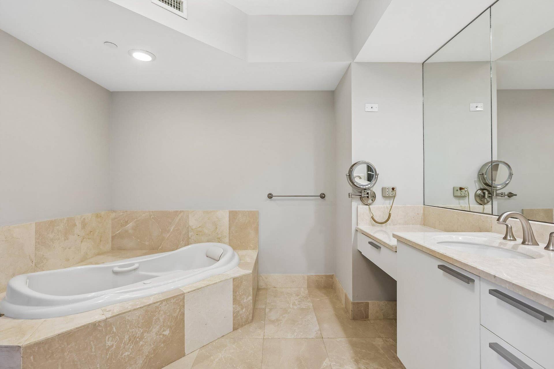 2640 Lake Shore Drive, #2508, Riviera Beach, FL 33404 38-web-or-mls-Lake Shore Dr 2508-S2105-0