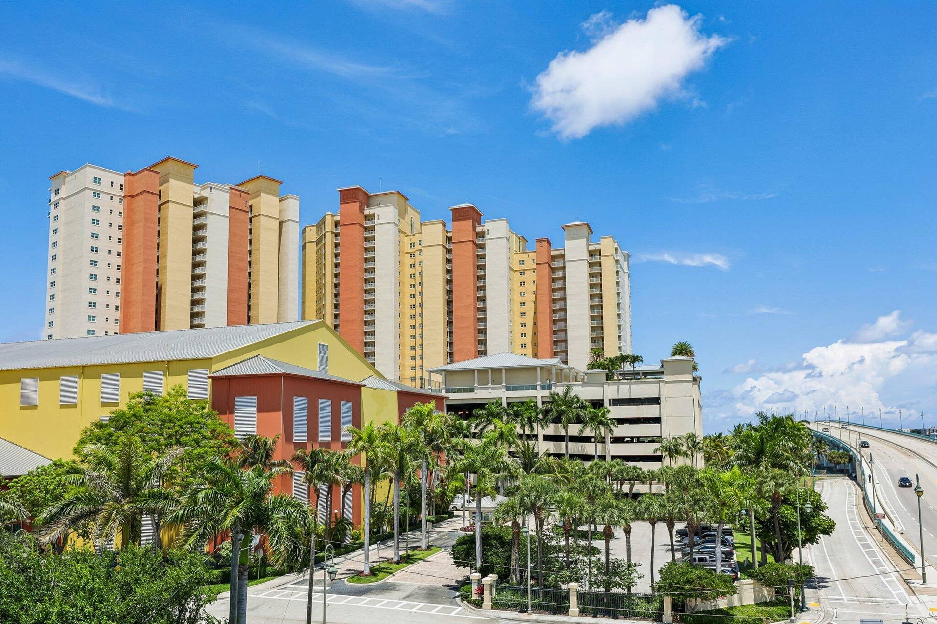 2640 Lake Shore Drive, #2508, Riviera Beach, FL 33404 2-web-or-mls-Lake Shore Dr 2508-S2105-00