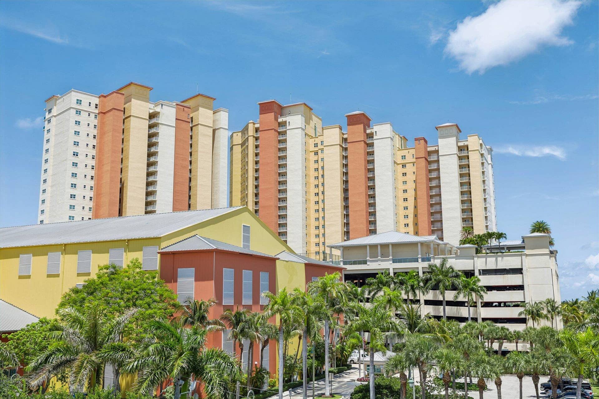 2640 Lake Shore Drive, #2508, Riviera Beach, FL 33404 1-web-or-mls-Lake Shore Dr 2508-S2105-00