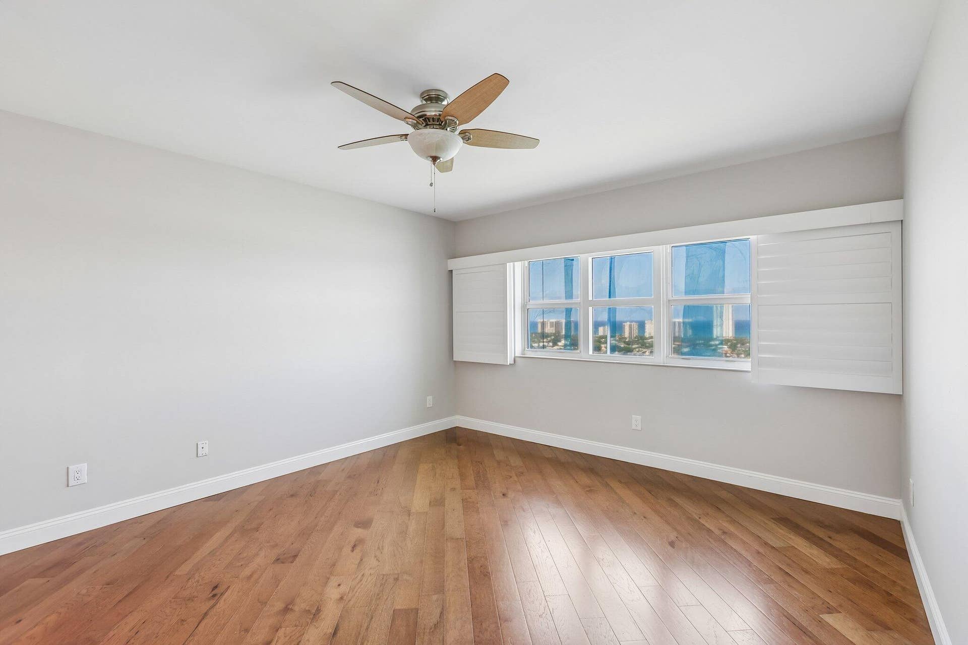 2640 Lake Shore Drive, #2508, Riviera Beach, FL 33404 28-web-or-mls-Lake Shore Dr 2508-S2105-0