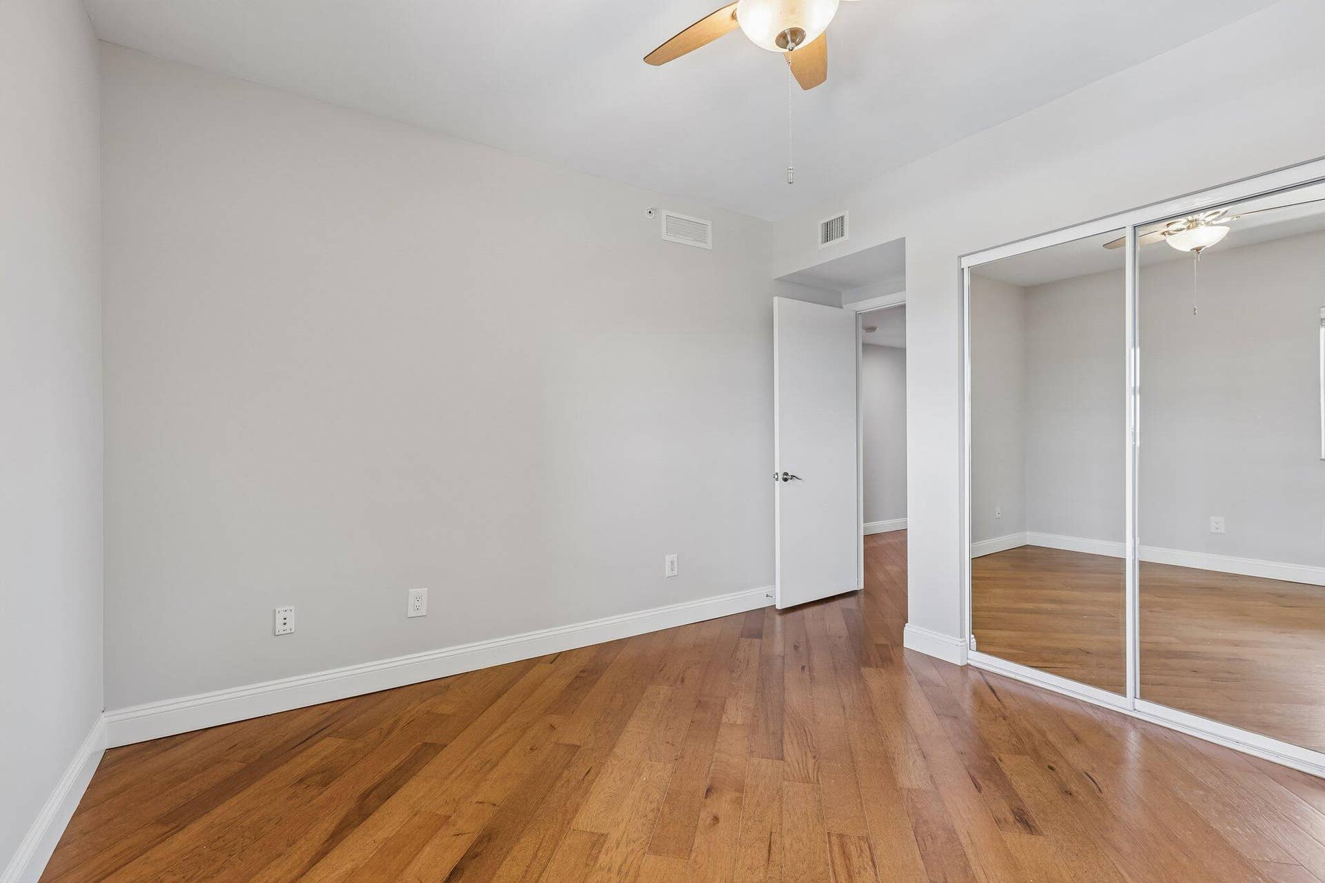 2640 Lake Shore Drive, #2508, Riviera Beach, FL 33404 17-web-or-mls-Lake Shore Dr 2508-S2105-0
