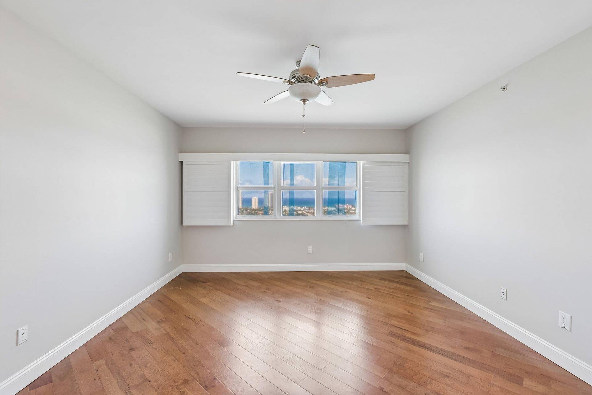 2640 Lake Shore Drive, #2508, Riviera Beach, FL 33404 32-web-or-mls-Lake Shore Dr 2508-S2105-0