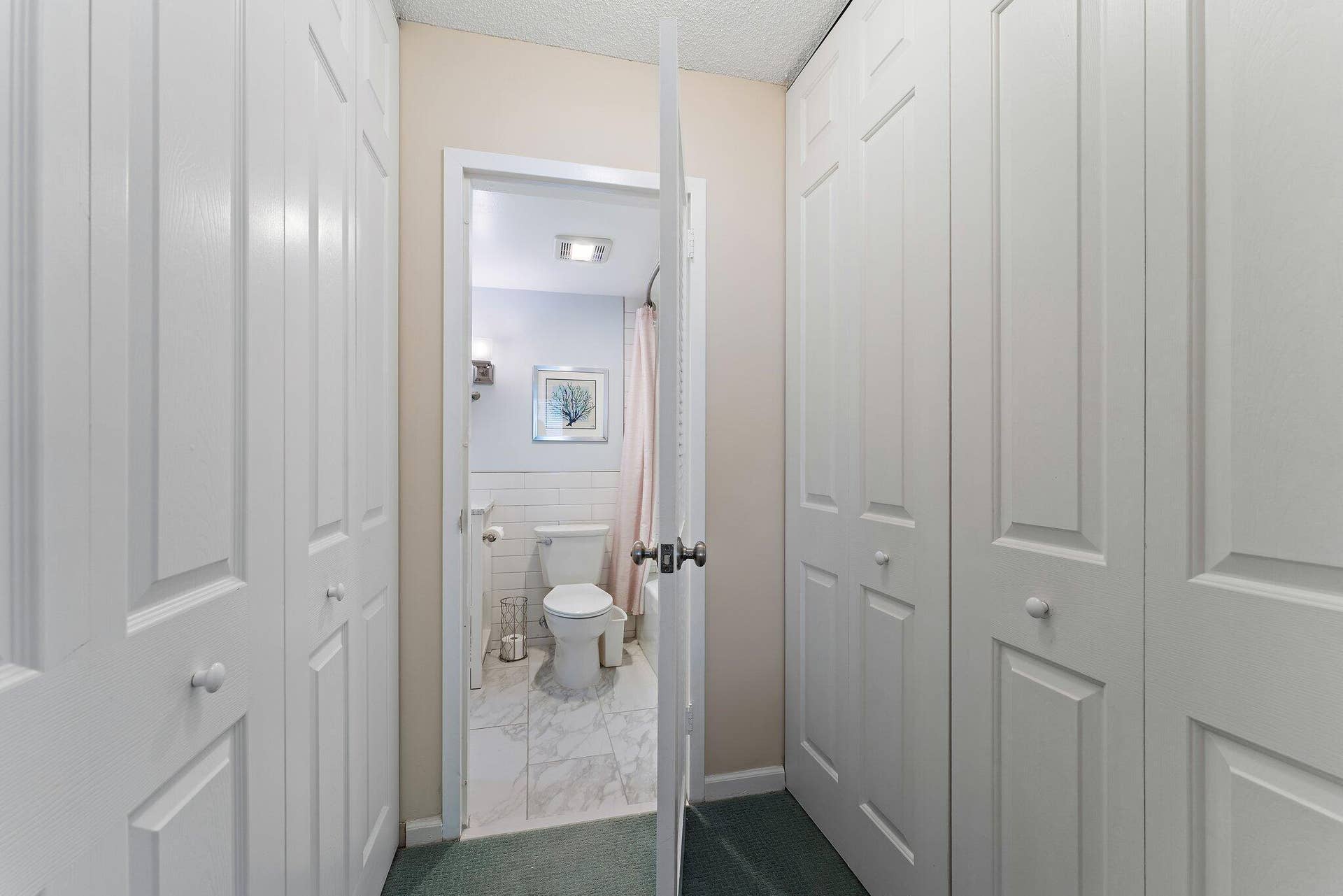 5480 N Ocean Drive, #B6b, Singer Island, FL 33404 Secondary bedroom closets