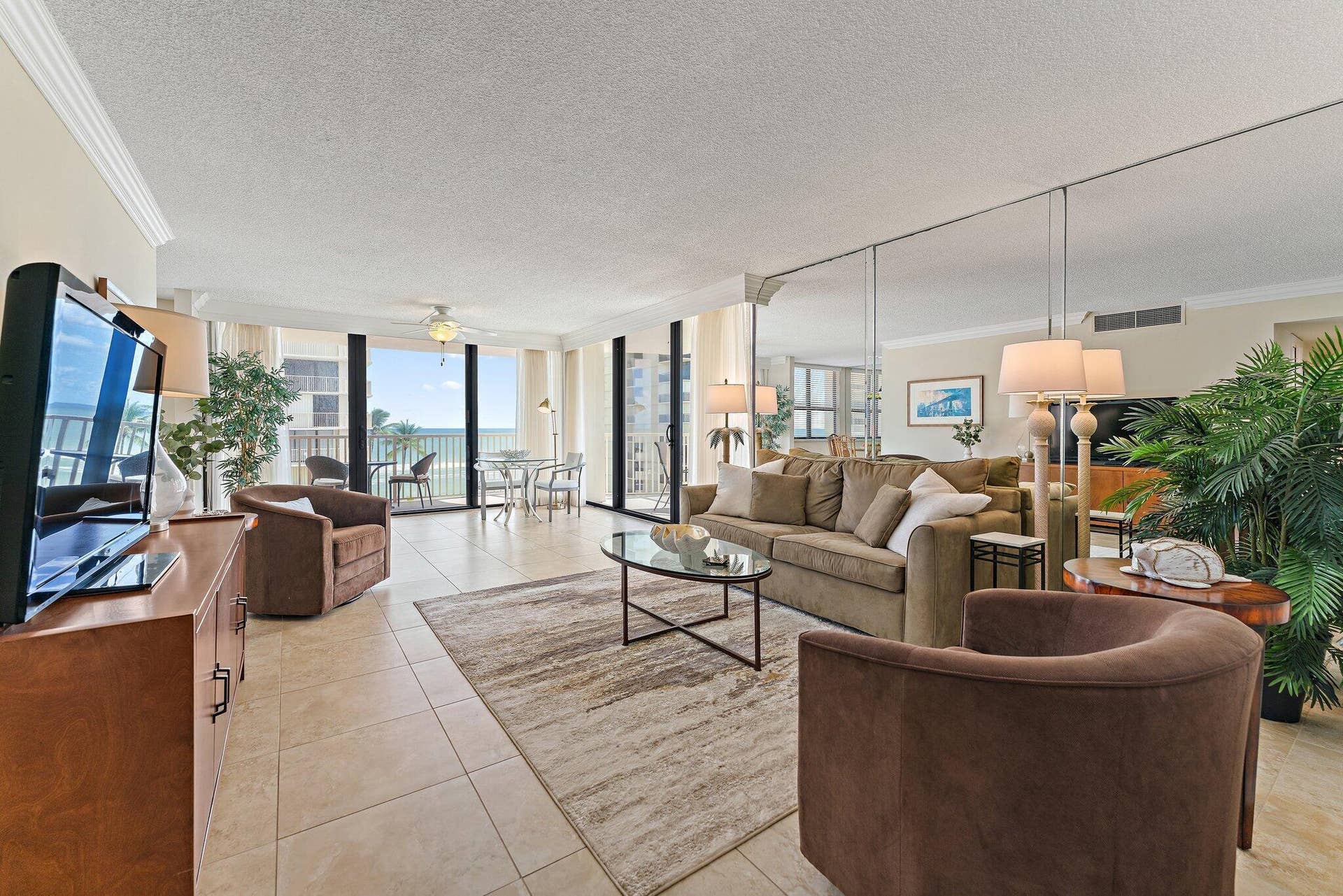 5480 N Ocean Drive, #B6b, Singer Island, FL 33404 Living Room