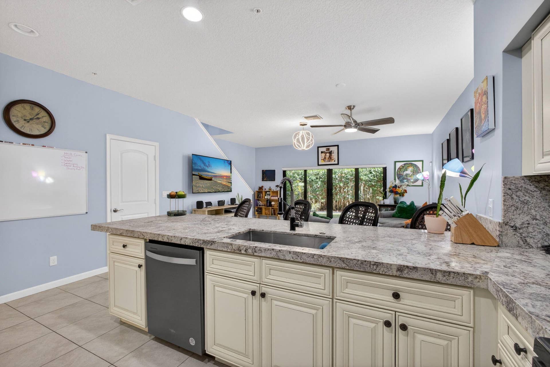 4470 Leo Lane, Riviera Beach, FL 33410 9-web-or-mls-5D1A8517