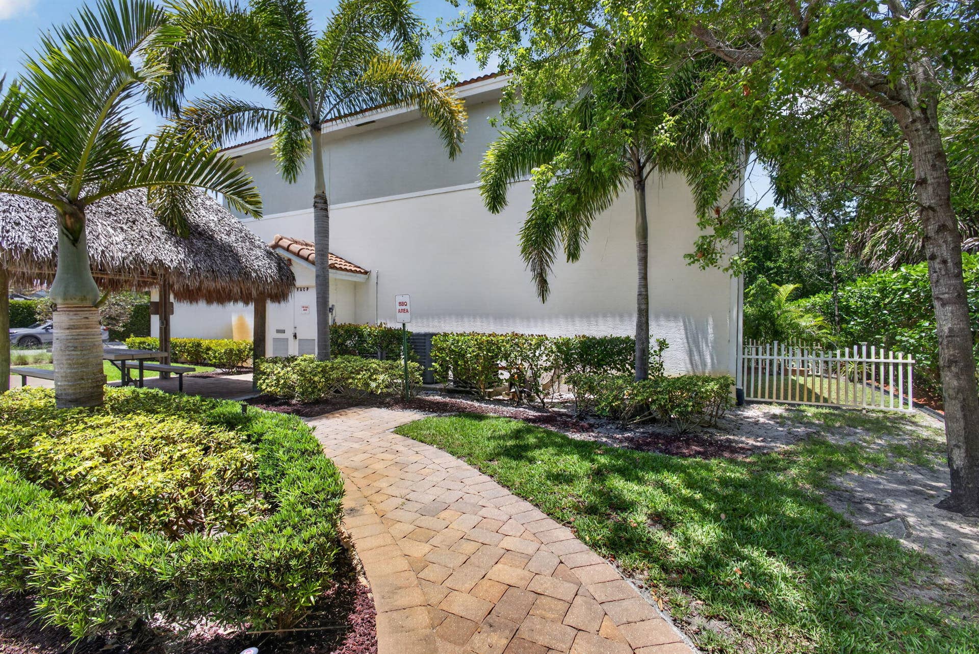 4470 Leo Lane, Riviera Beach, FL 33410 49-web-or-mls-5D1A8472