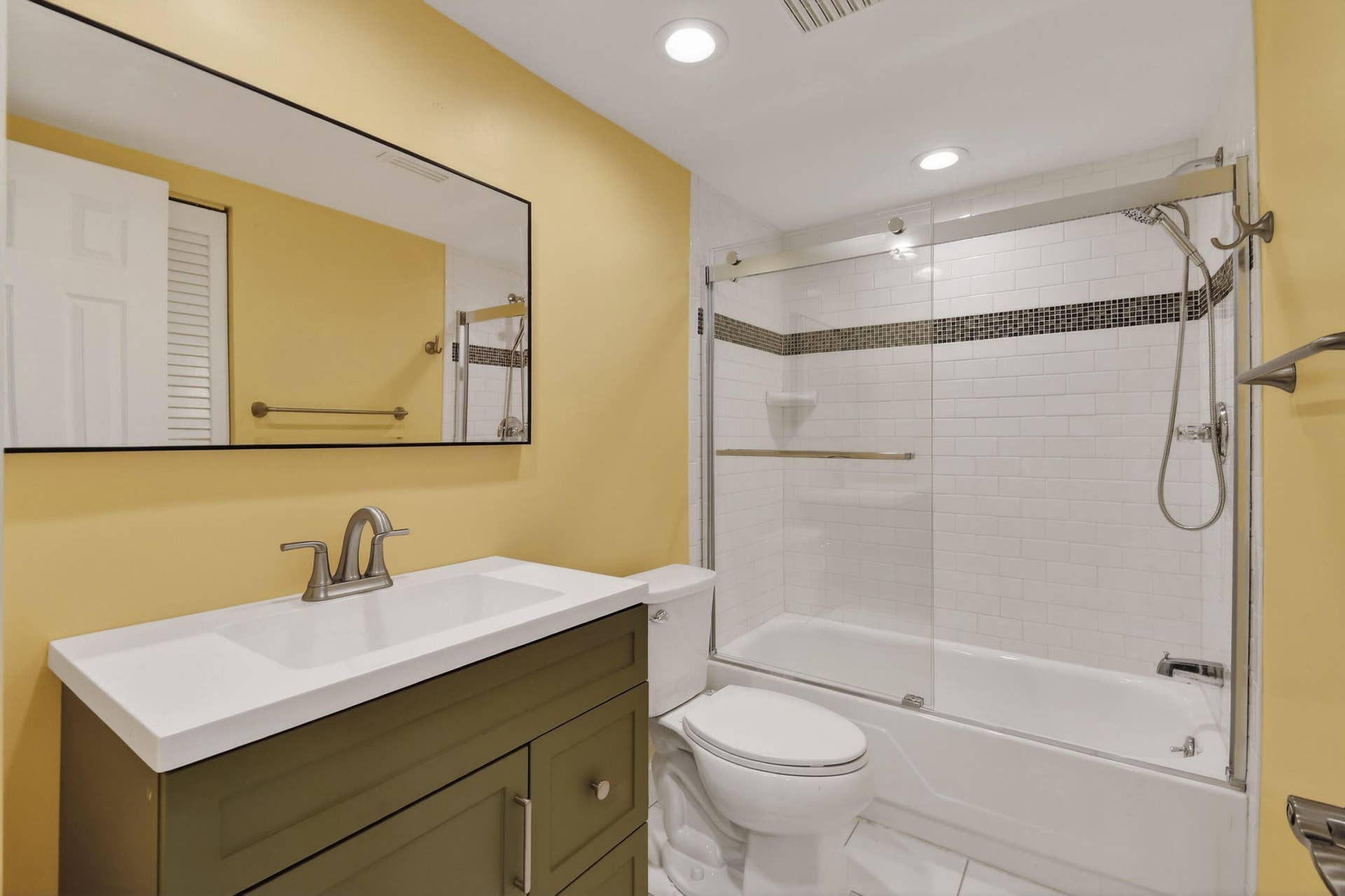 11521 Landing Place, #E1, North Palm Beach, FL 33408 11521LandingPl#E1(32)