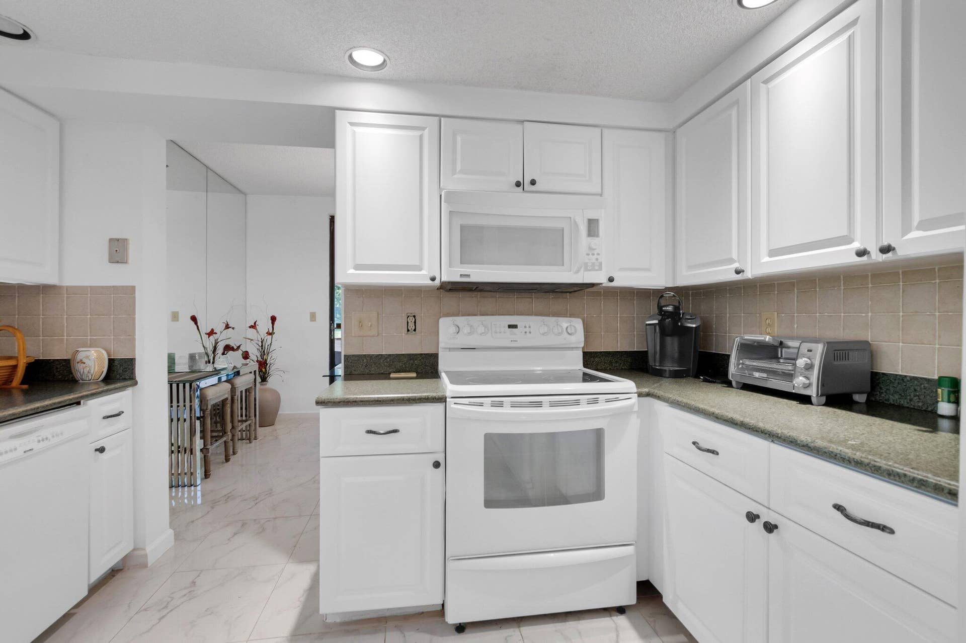 7940 La Mirada Drive, Boca Raton, FL 33433 11-web-or-mls-DSC_0856