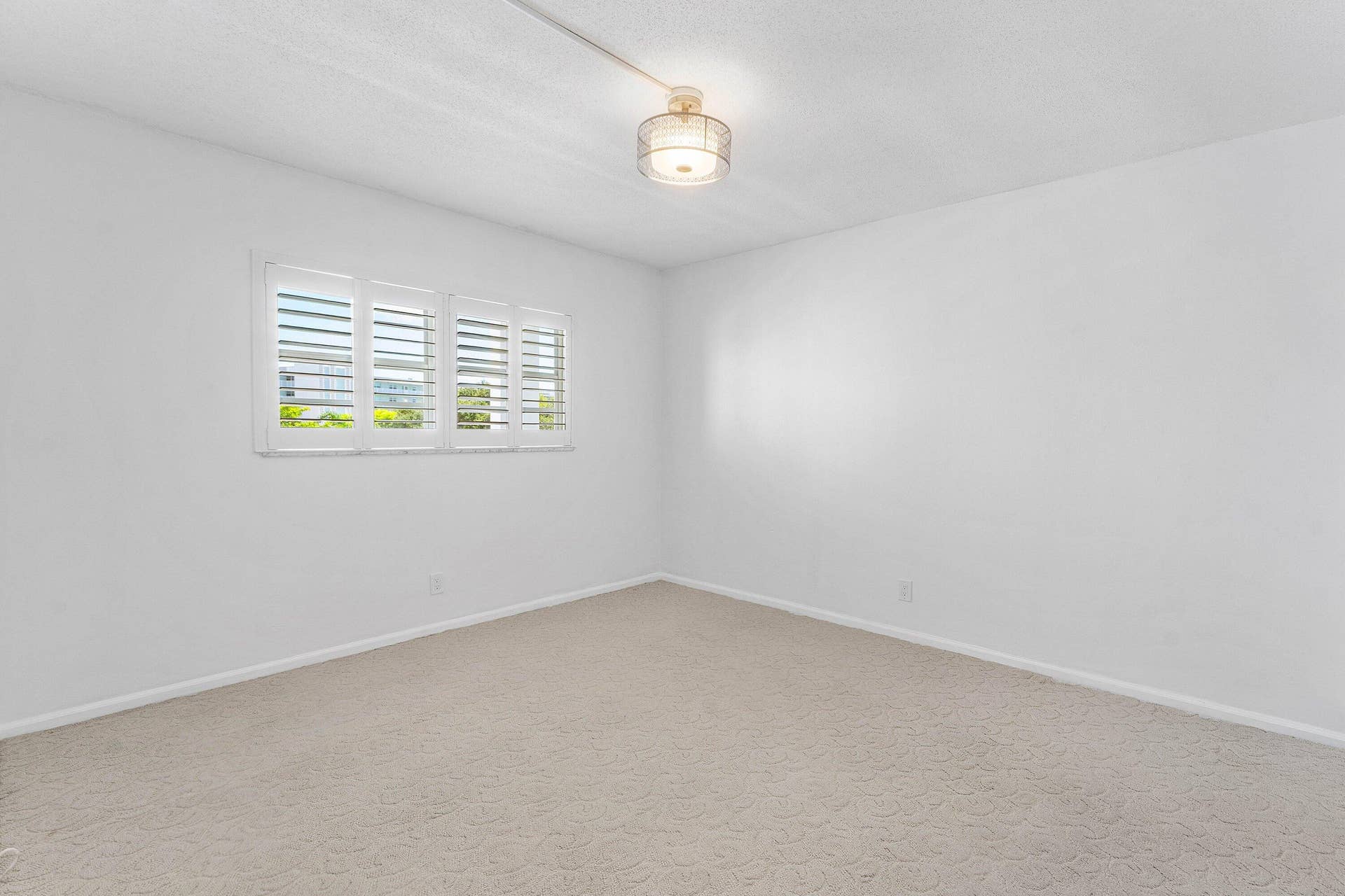 29 Yacht Club Drive, #304, North Palm Beach, FL 33408 022-29YachtClubDrive-304-NorthPalmBeach-