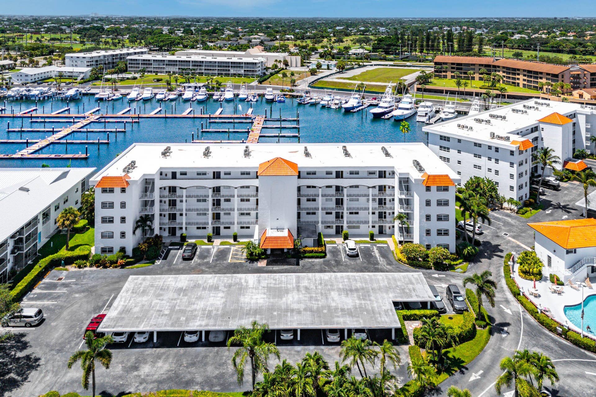 29 Yacht Club Drive, #304, North Palm Beach, FL 33408 039-29YachtClubDrive-304-NorthPalmBeach-