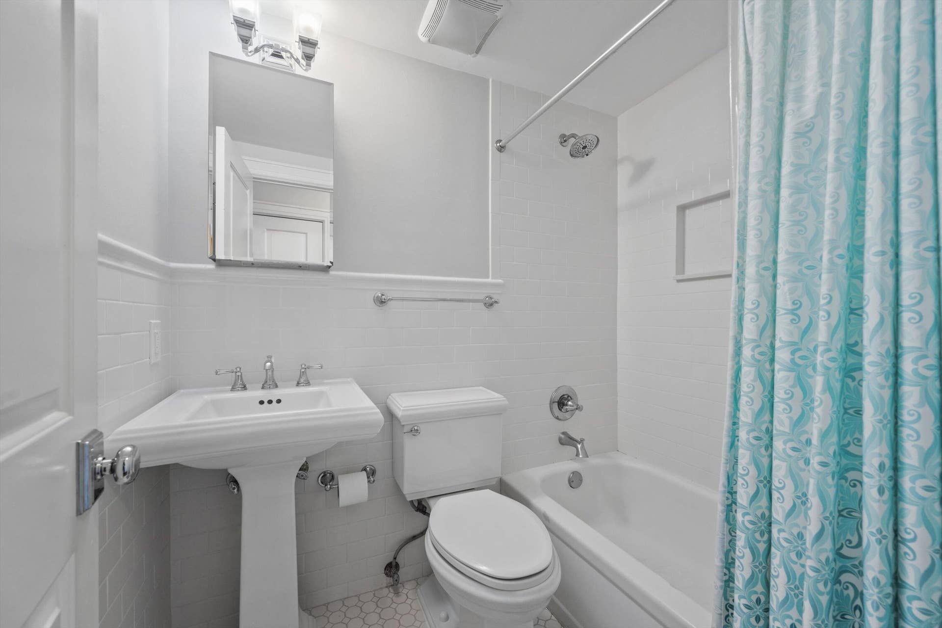 235 Sunrise Avenue, #3232, Palm Beach, FL 33480 19-DSC_4716