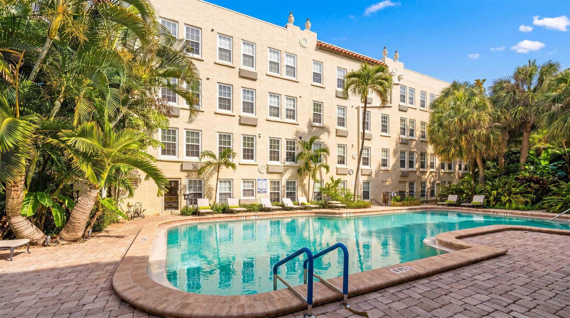 235 Sunrise Avenue, #3232, Palm Beach, FL 33480 23-235 Sunrise Ave 3232