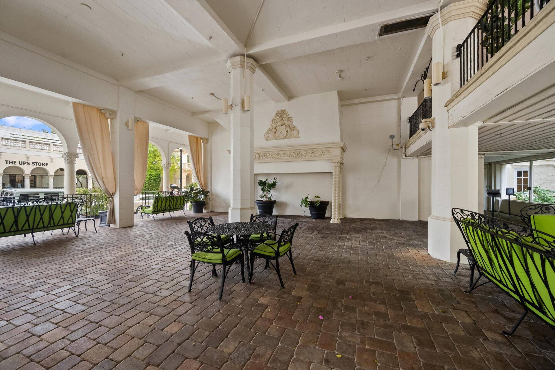 235 Sunrise Avenue, #3232, Palm Beach, FL 33480 22-DSC_4803